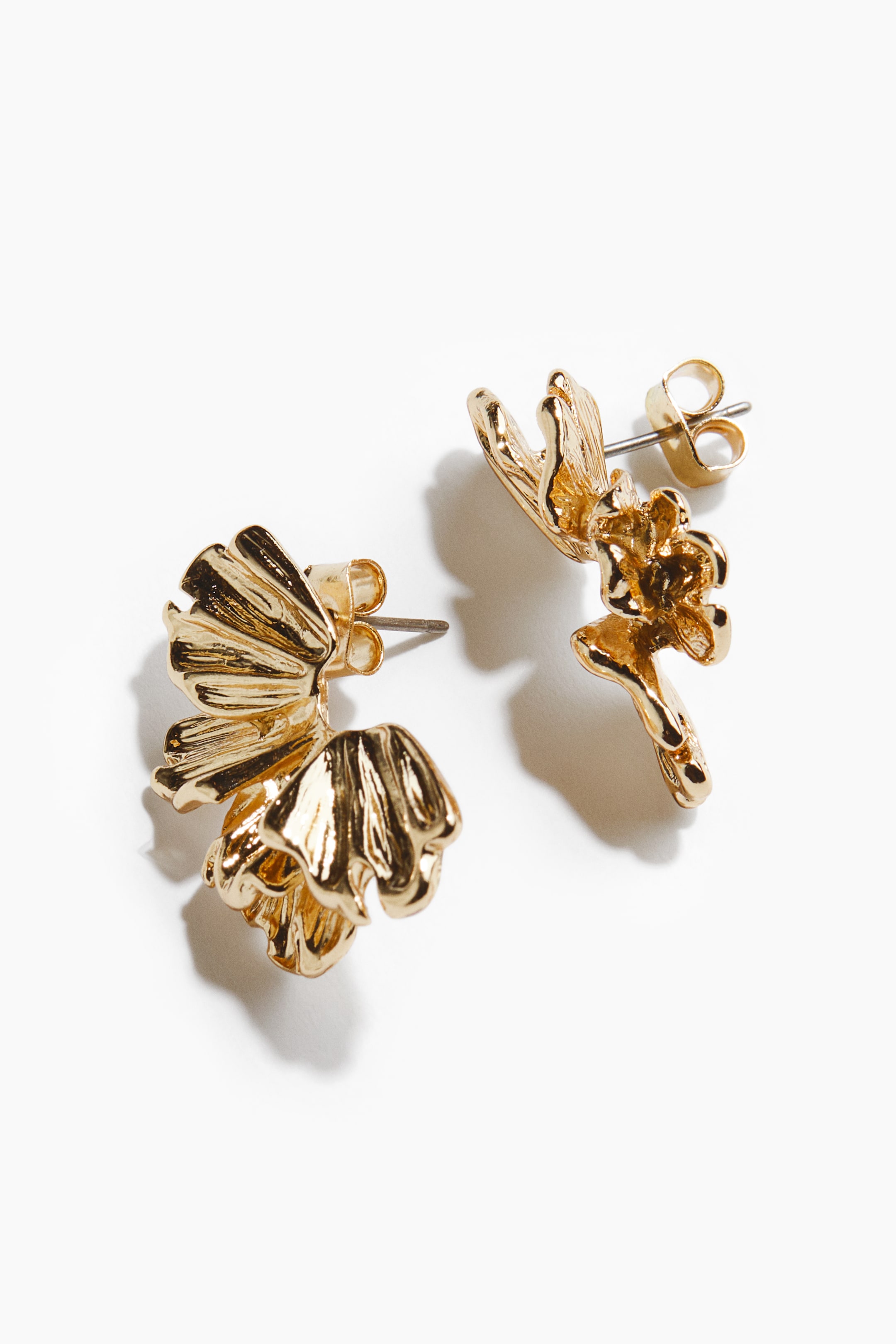 View larger image: Petal-shaped earrings - Gold-coloured - Ladies | H&M SG 2