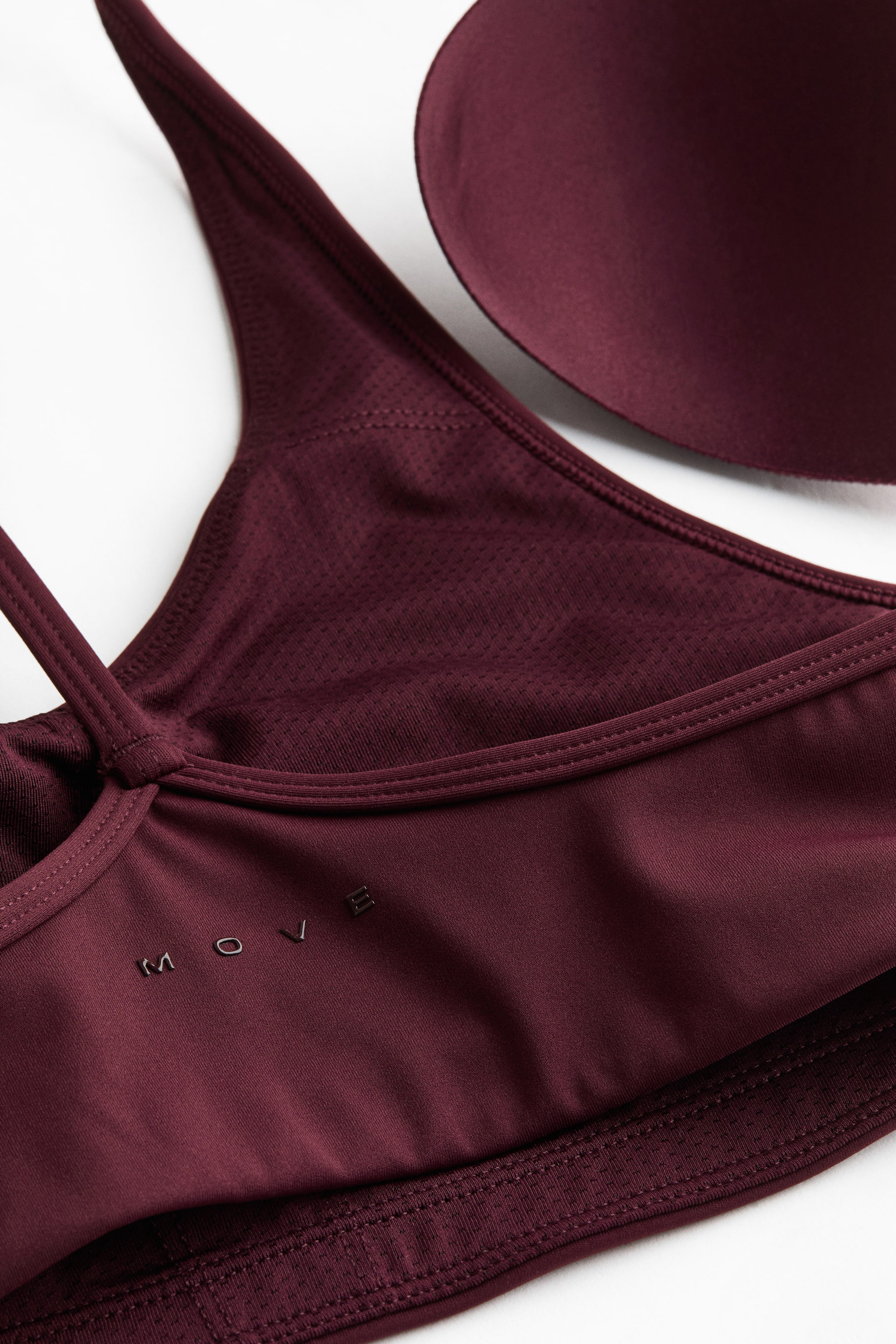 Medium-Support Sports Bra with SculptMove™