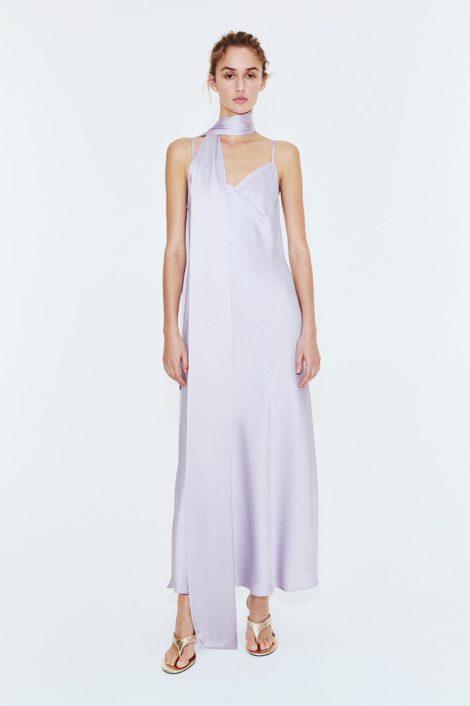 Robe à bretelles fines en satin avec écharpe - Violet clair - 3