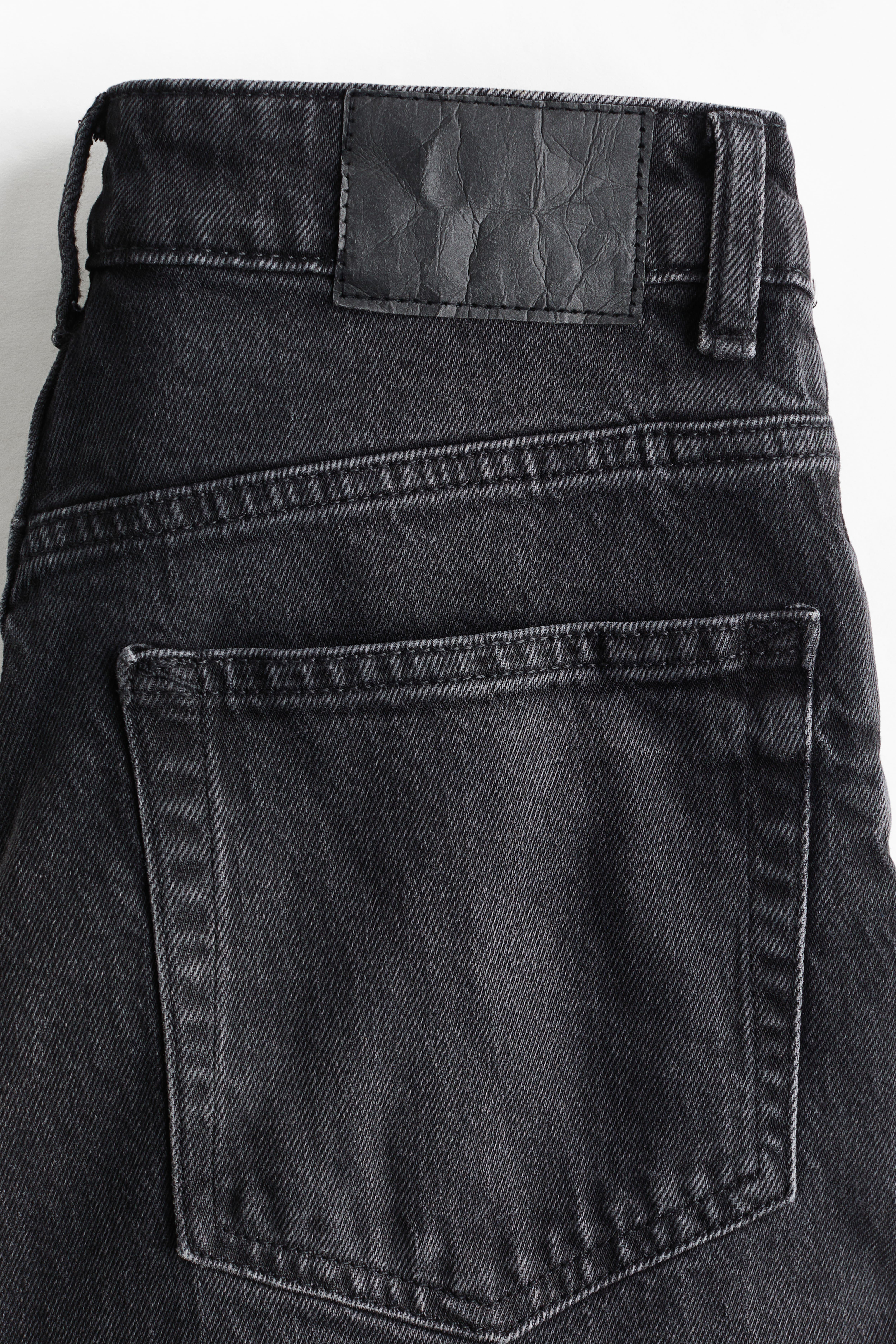 Straight High-Waist Jeans