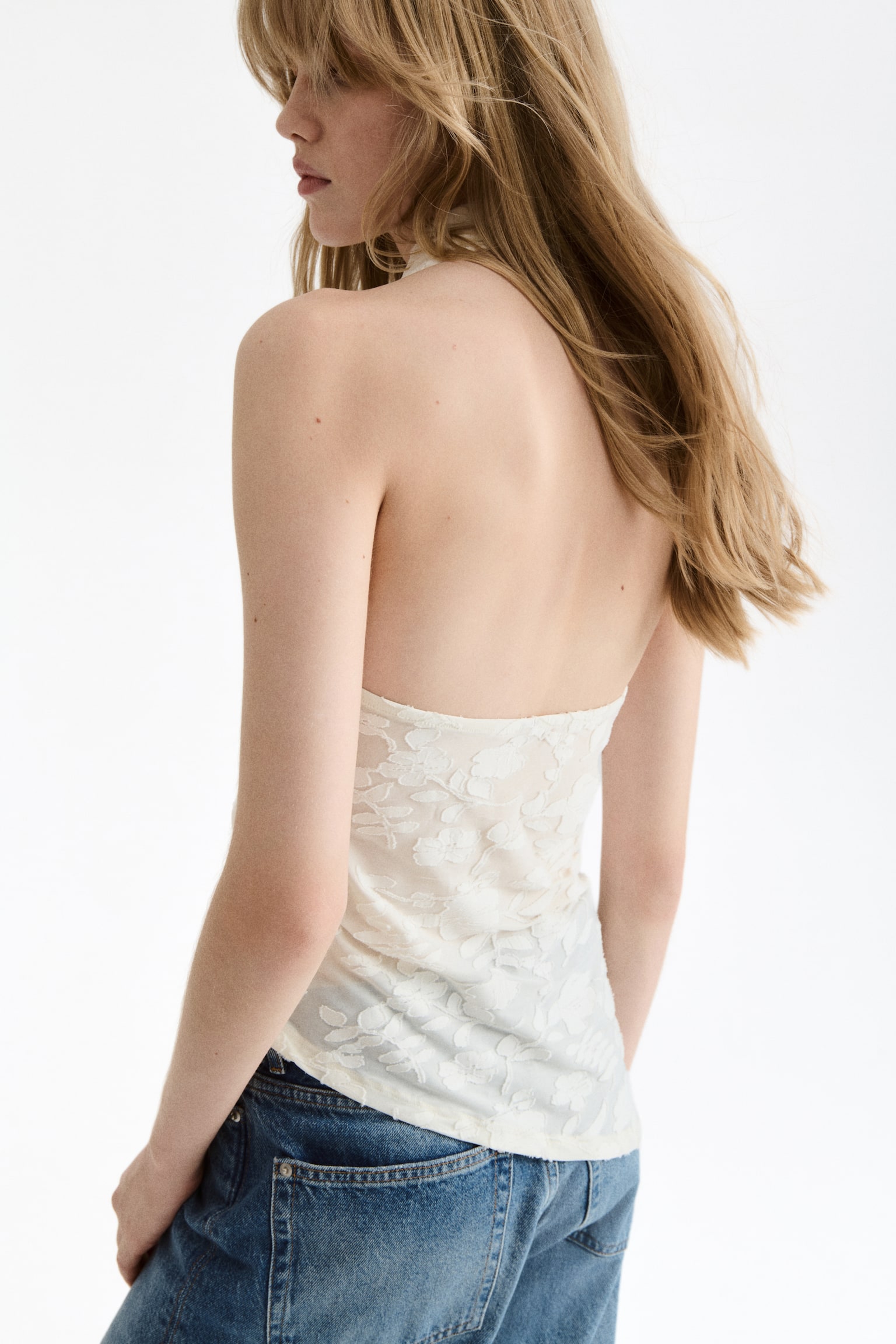 Top s ramienkom okolo krku - Biela/Čierna - 6