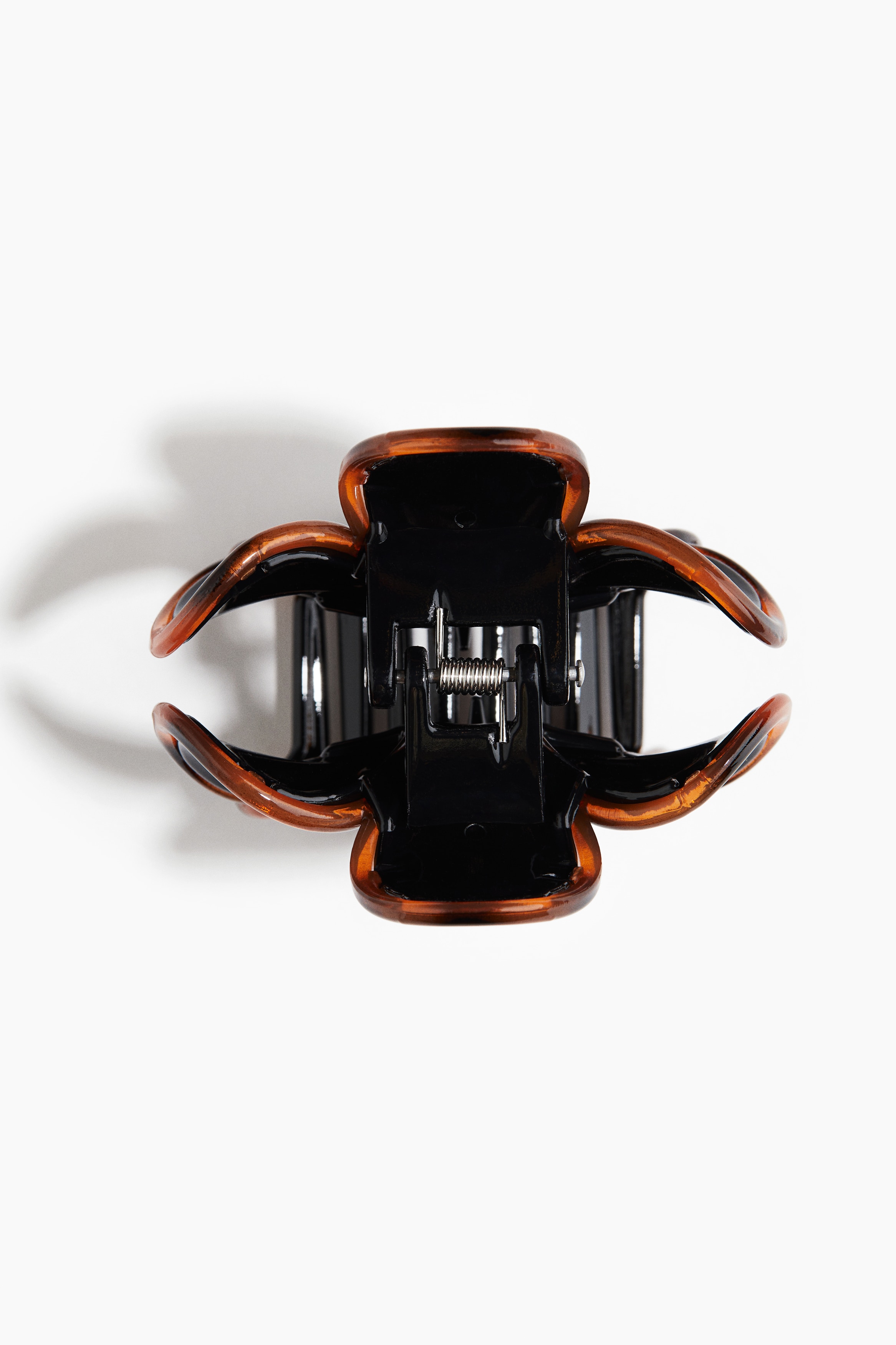 Flower-shaped hair claw