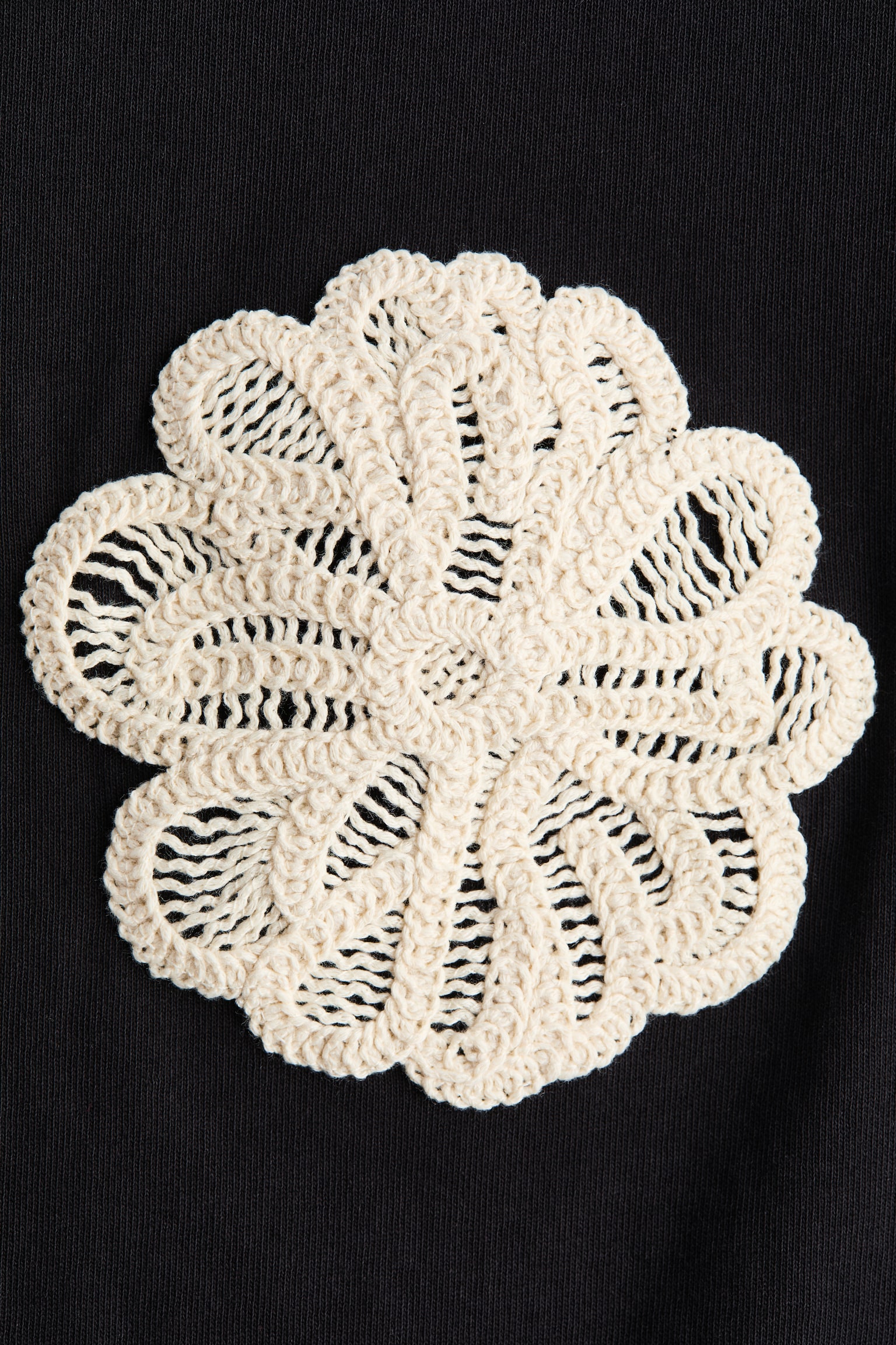 Appliquéd T-shirt - Black/Flowers/Cream/Cream/Olives/White/L'été - 3