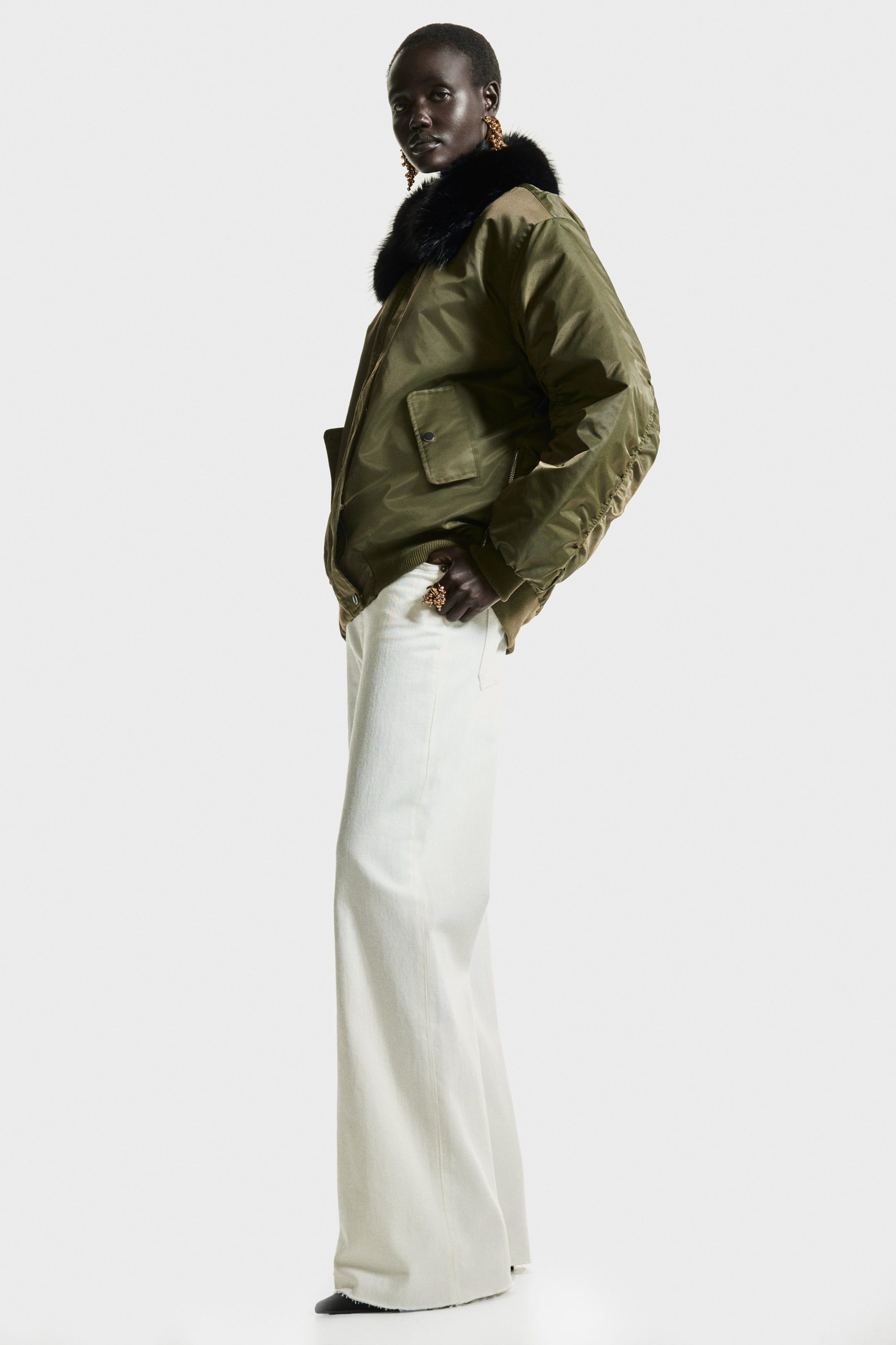 拡大画像を表示: Wide High Jeans - ホワイト - レディース | H&M JP 4