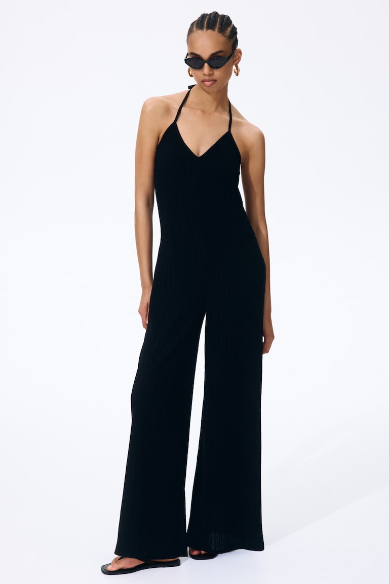 Kombinezon s halter izrezom