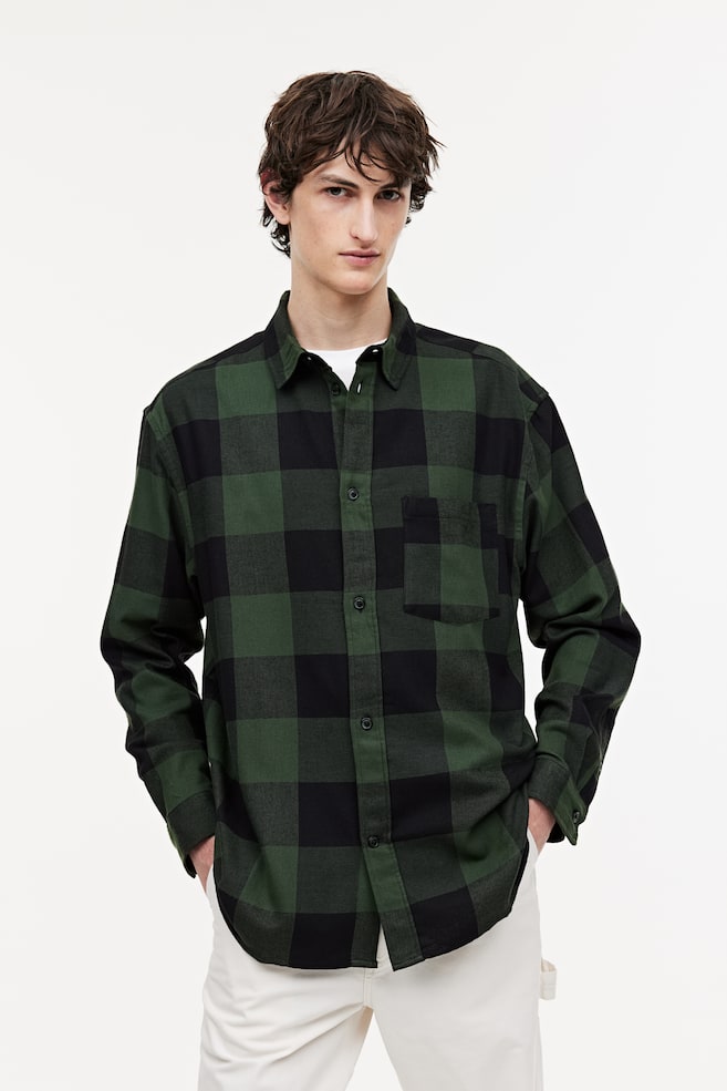 Relaxed Fit Flannel shirt - Dark green/Checked/Black/Checked/Red/Checked/Dark grey/Checked - 5