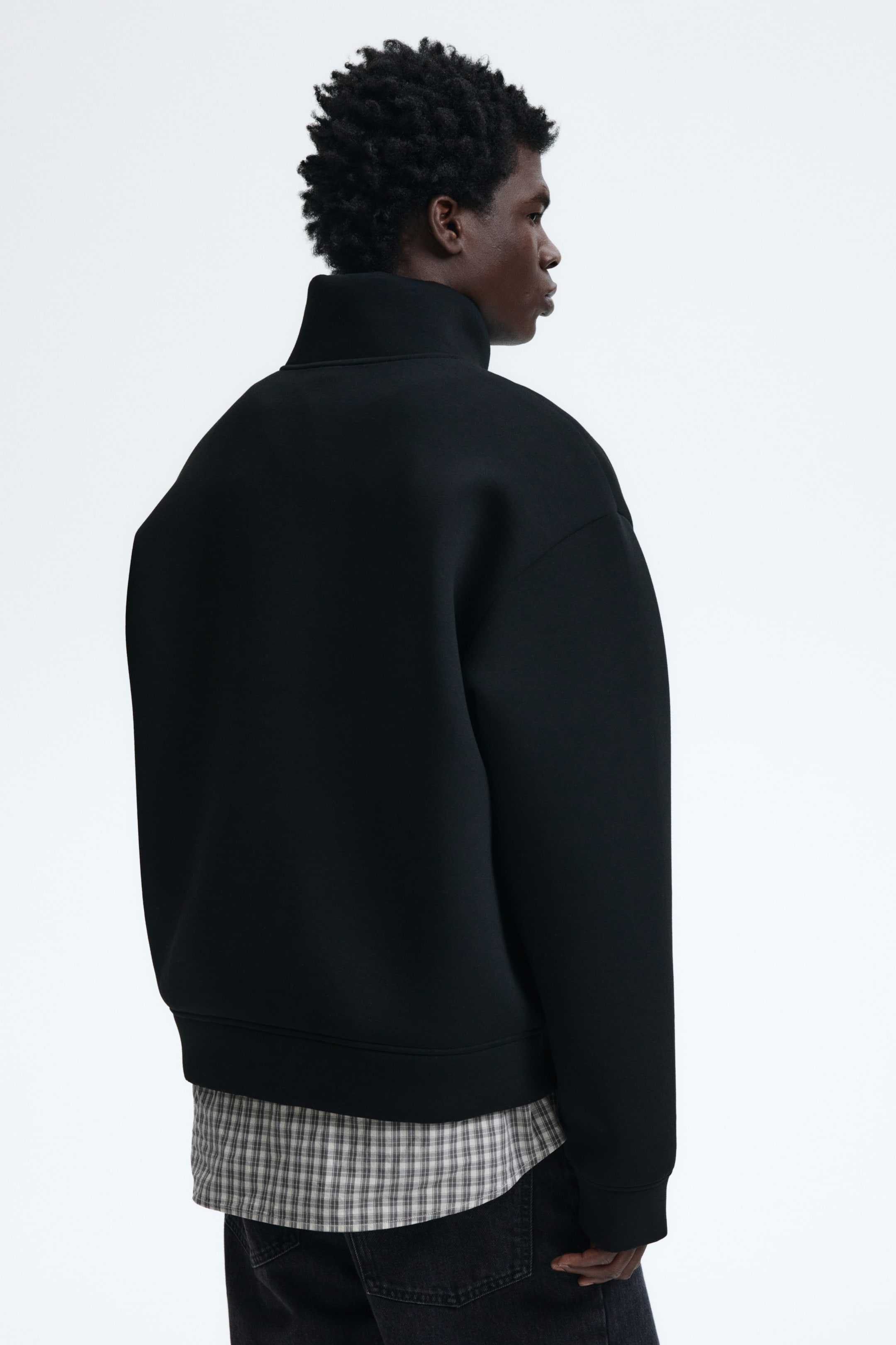 Grösseres Bild ansehen: Scubashirt mit Zipper in Loose Fit - Schwarz - HERREN | H&M CH 4