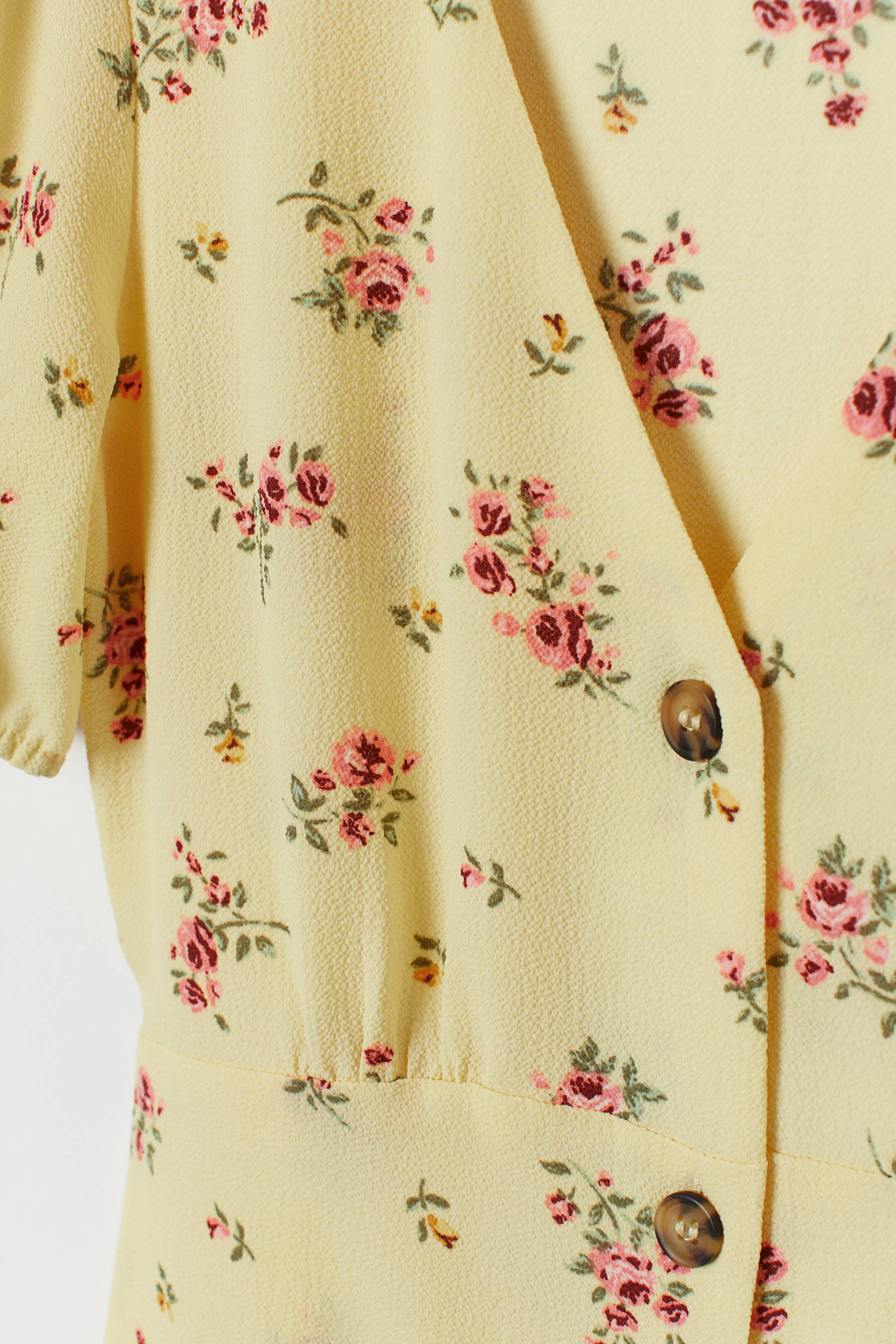 Προβολή μεγαλύτερης εικόνας: Crêpe dress - Light yellow/Floral - Ladies | H&M GR 2