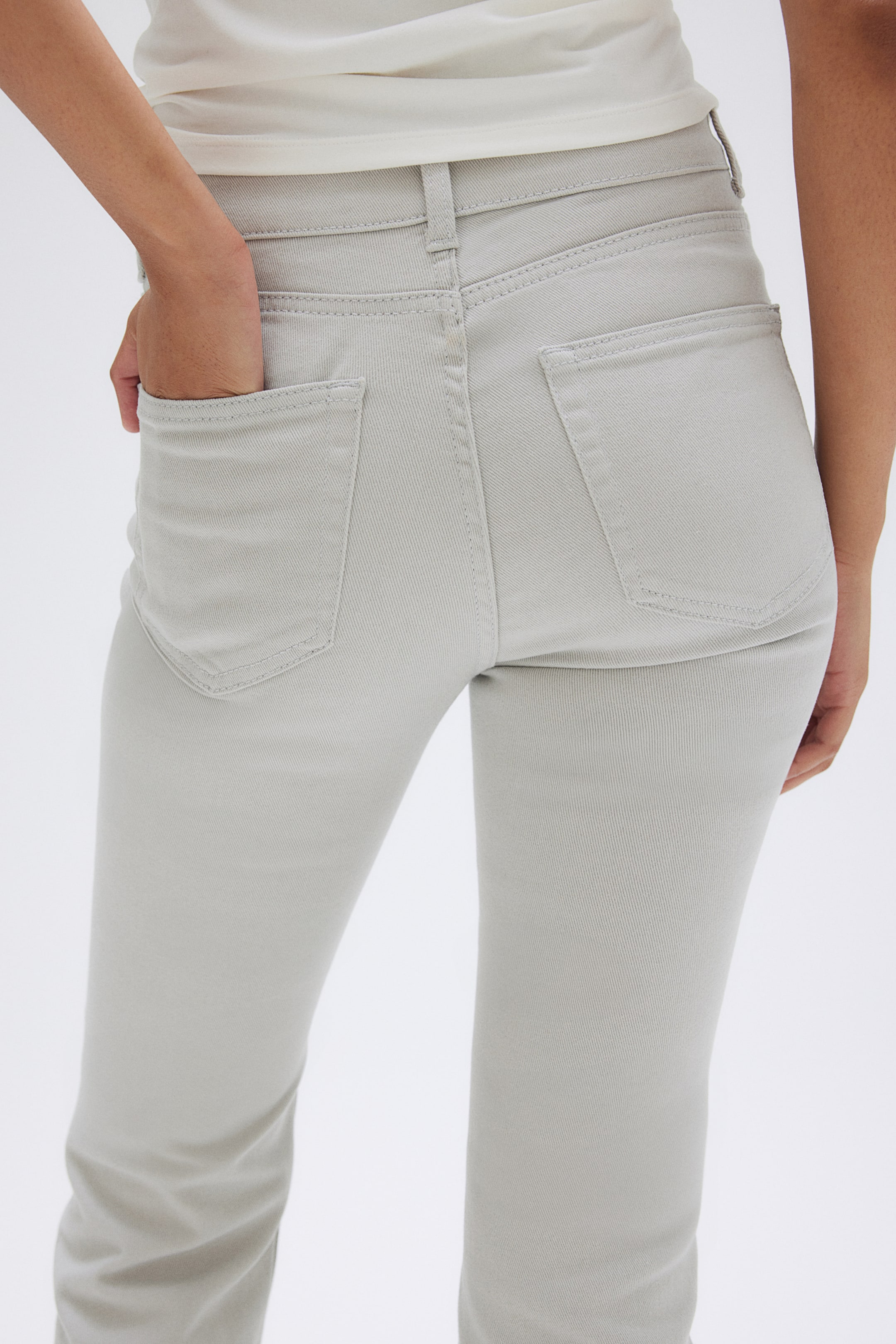 Flared twill trousers - Light grey - Ladies | H&M GB 3