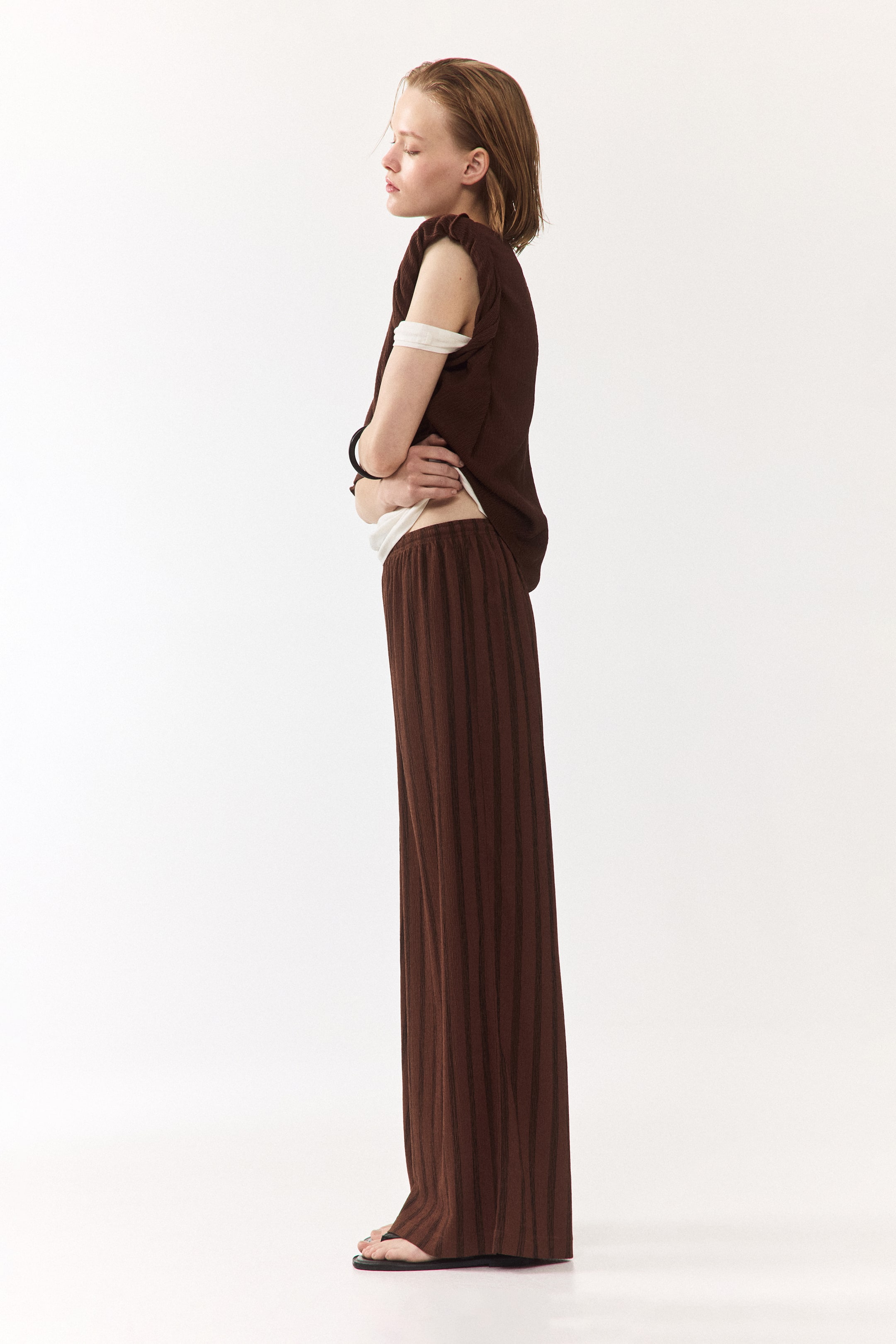 Wide-cut Pull-on Pants