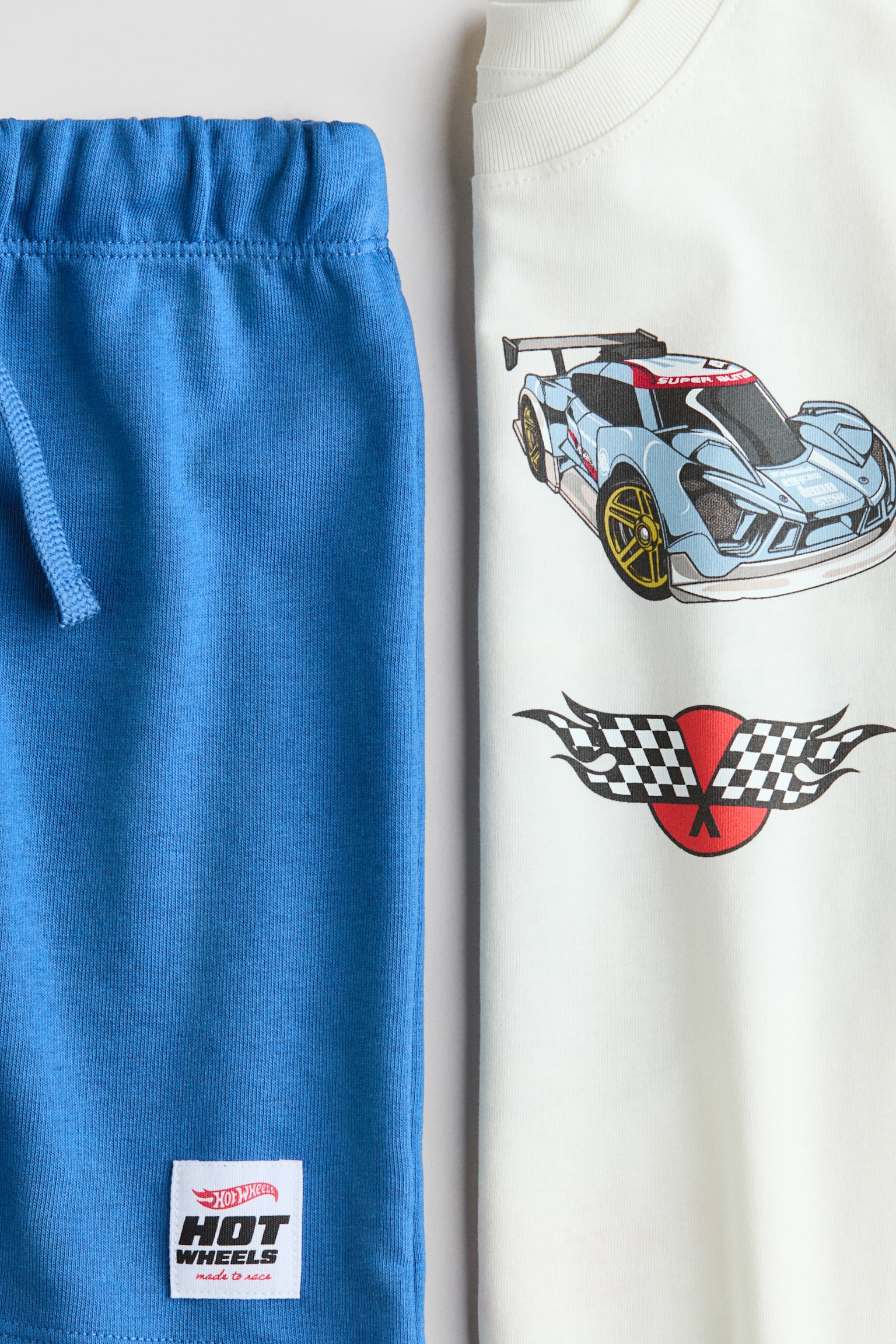 2-piece printed set - White/Hot Wheels/Dark grey/Marvel Comics/Green/Minecraft/Red/Mickey Mouse/White/Jurassic World/Cream/Cars/Red/Spider-Man/White/Lilo & Stitch/Dark grey/Marvel Comics/Black/Minecraft/Dusty blue/Cars/Dark turquoise/Spidey/Black/Sonic the Hedgehog - 2