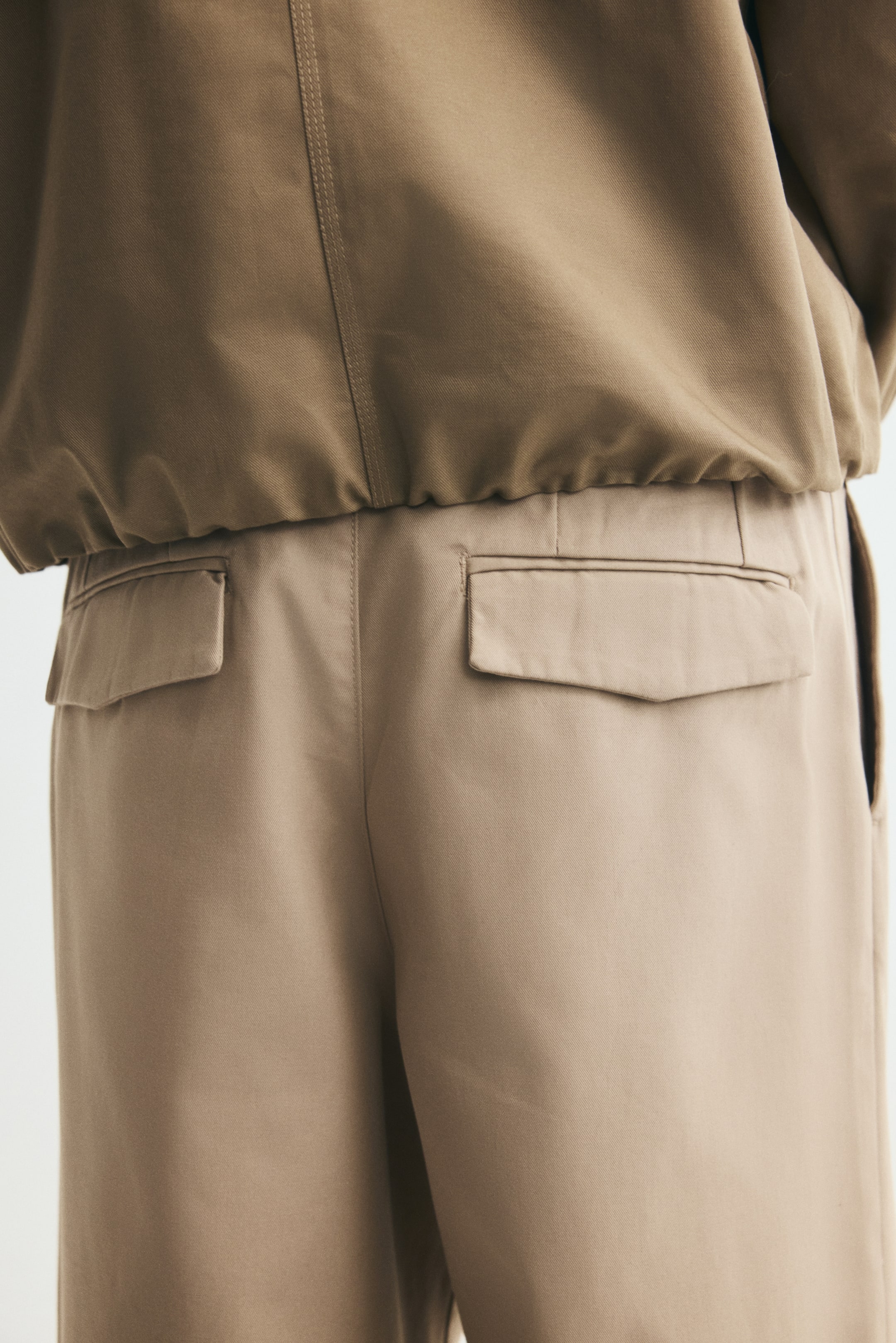 Loose-Fit Chinos