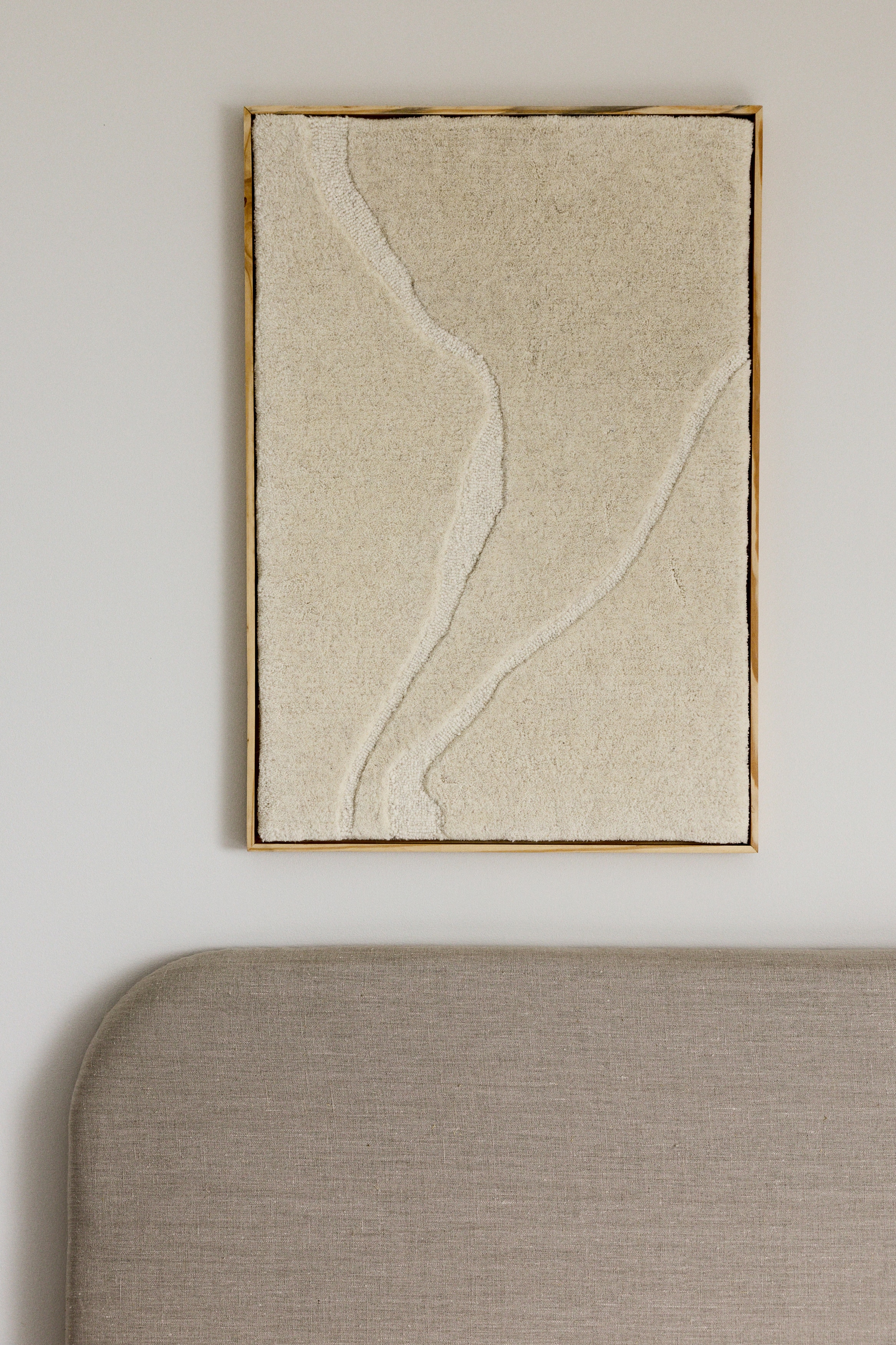 Stor vægdekoration i langluvet uld - Lys beige/Sort/Lys beige/Sort