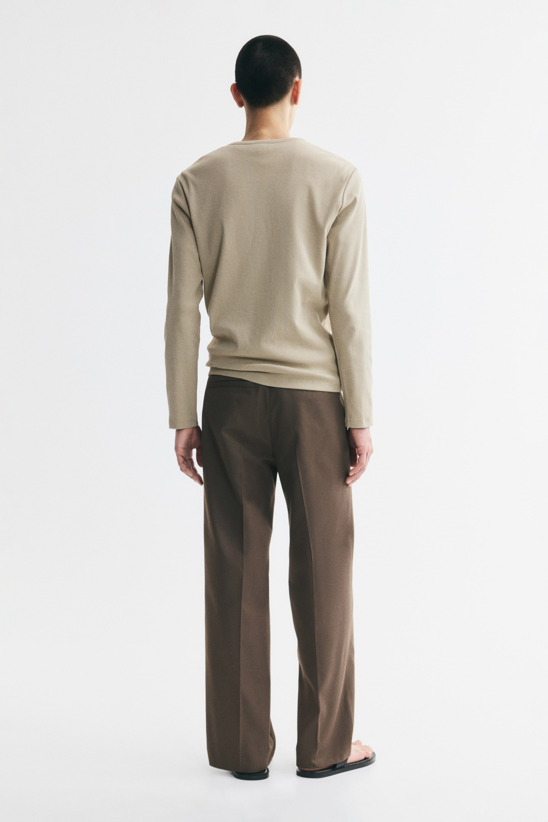 Relaxed-Fit Wide-Leg Tailored Pants