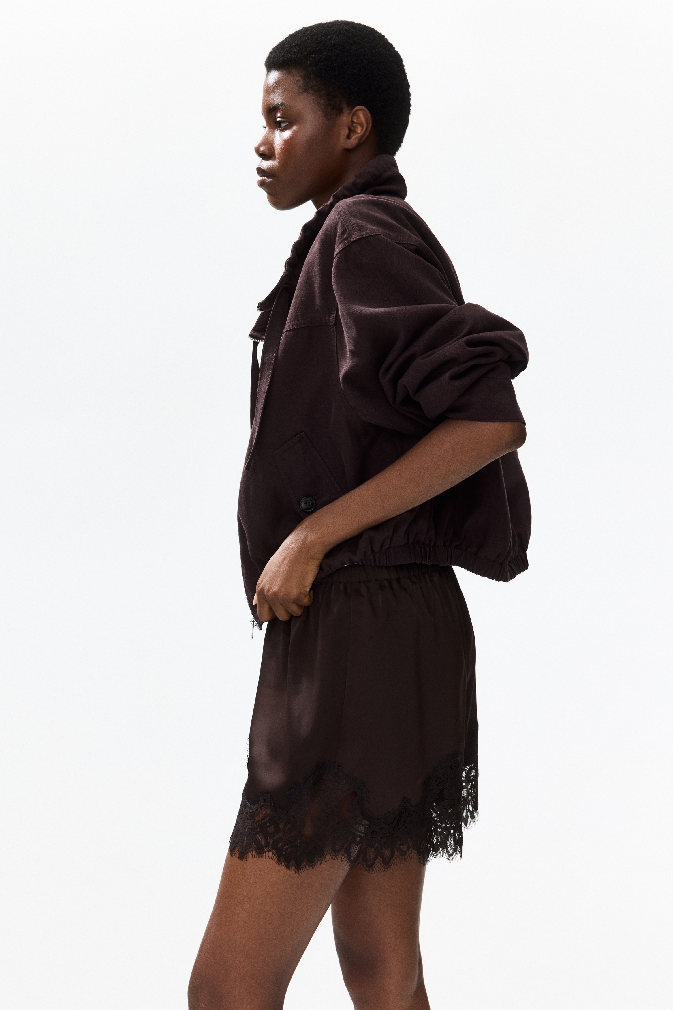 レーストリム サテンショートパンツ - クリーム - レディース | H&M JP