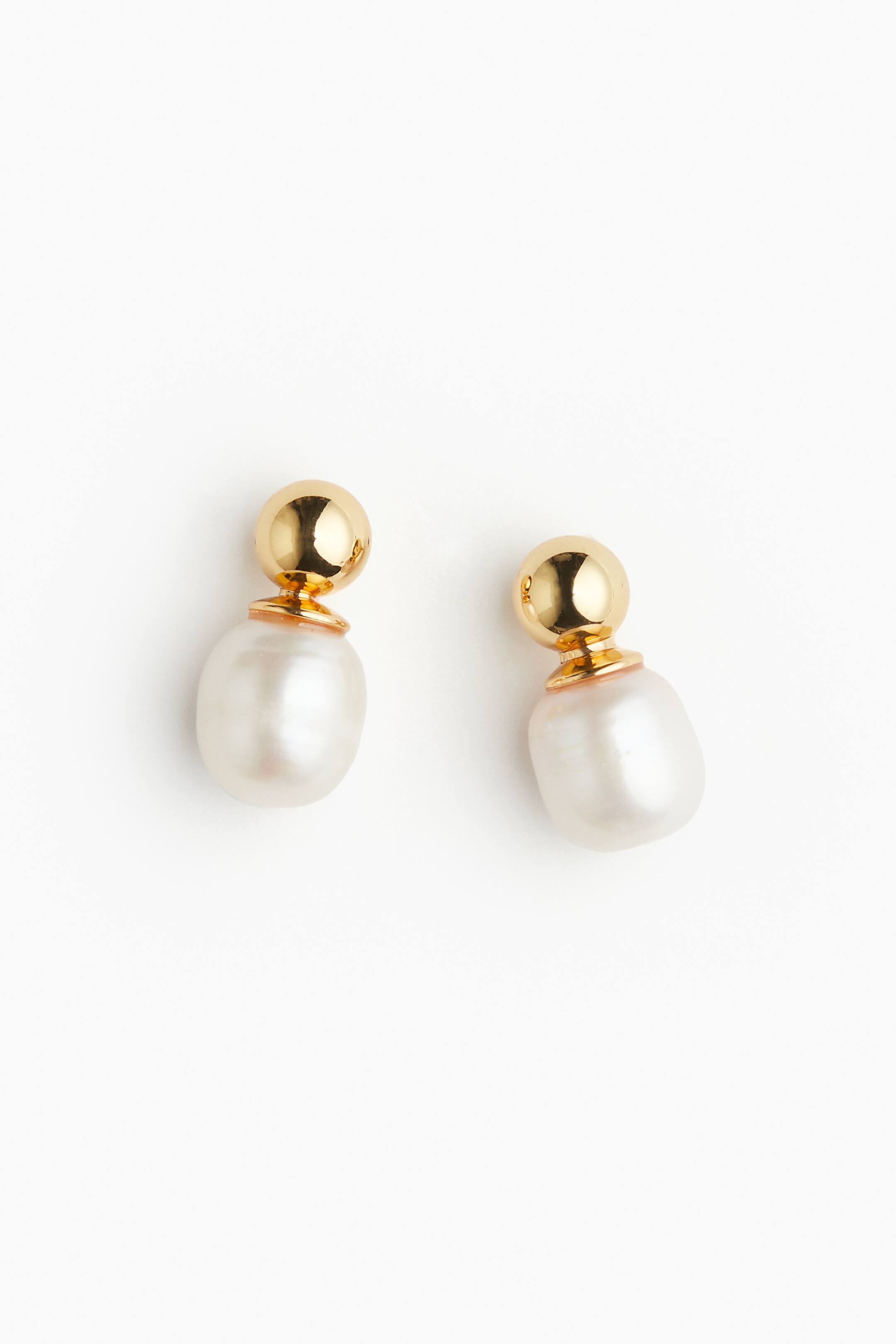 Gold-plated pearl earrings - White/Gold-coloured - Ladies | H&M GB