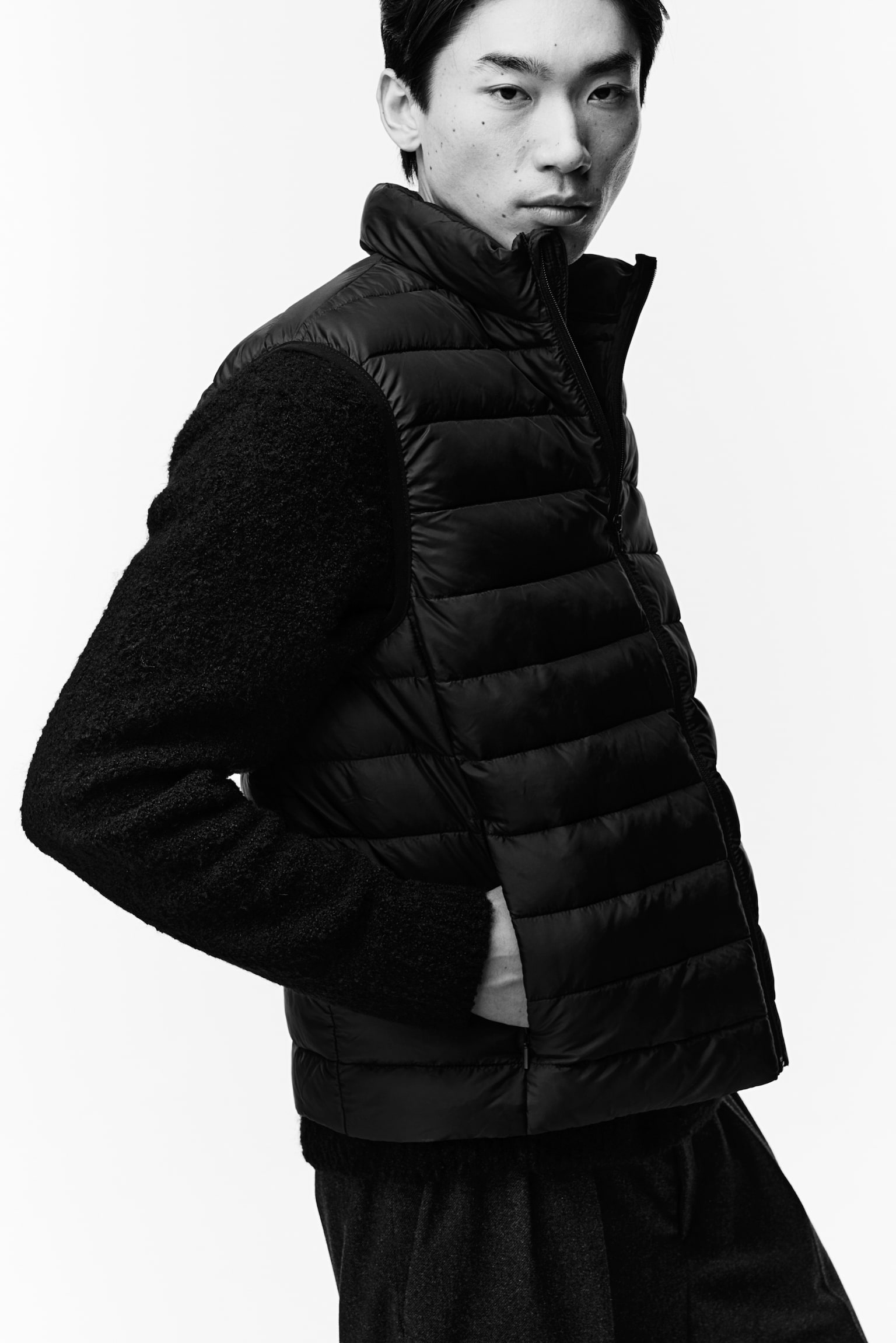 Slim Fit Lightweight puffer gilet - Black/Navy blue - 1