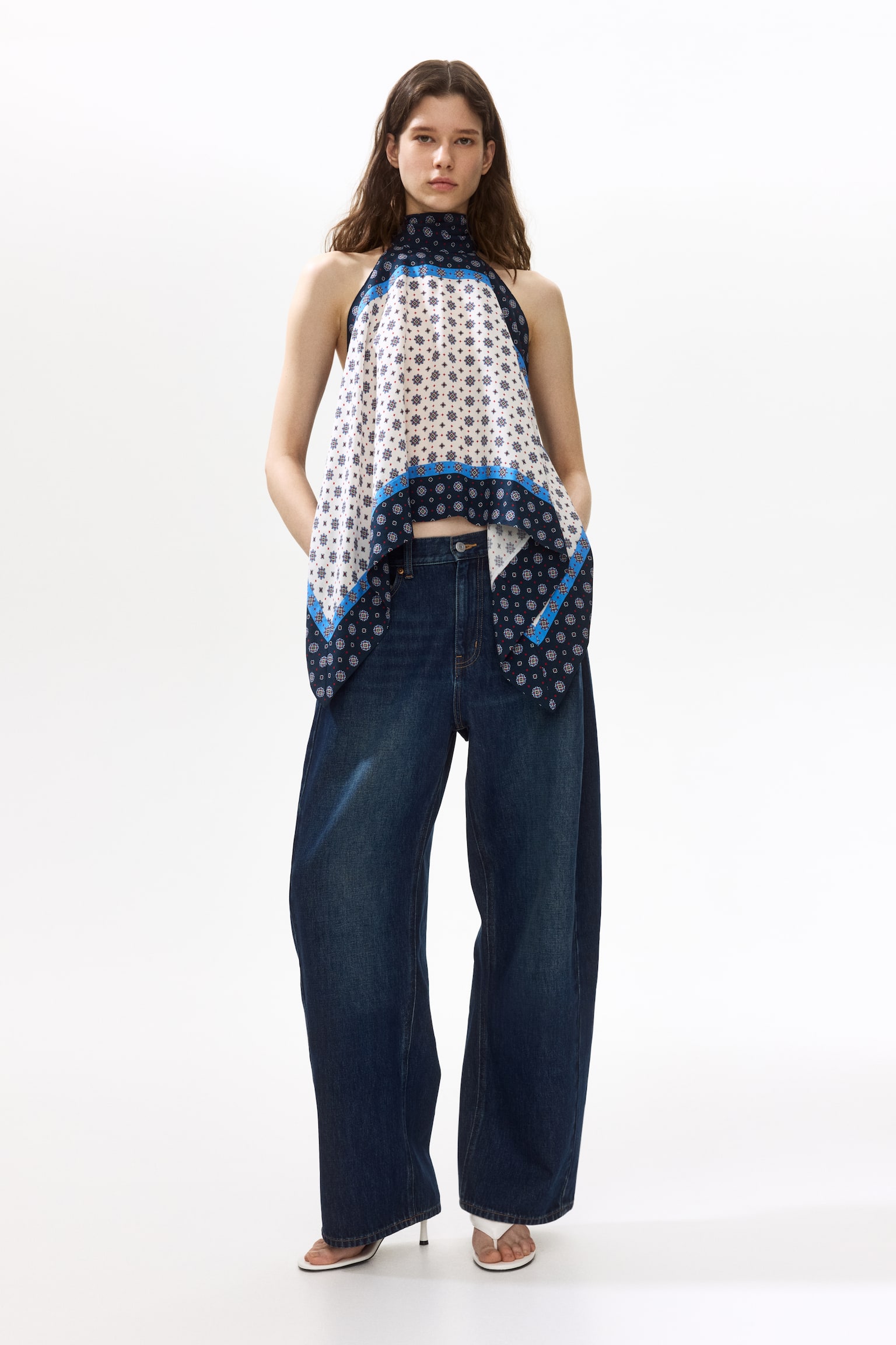 Top halterneck em cetim - White/Patterned - 1