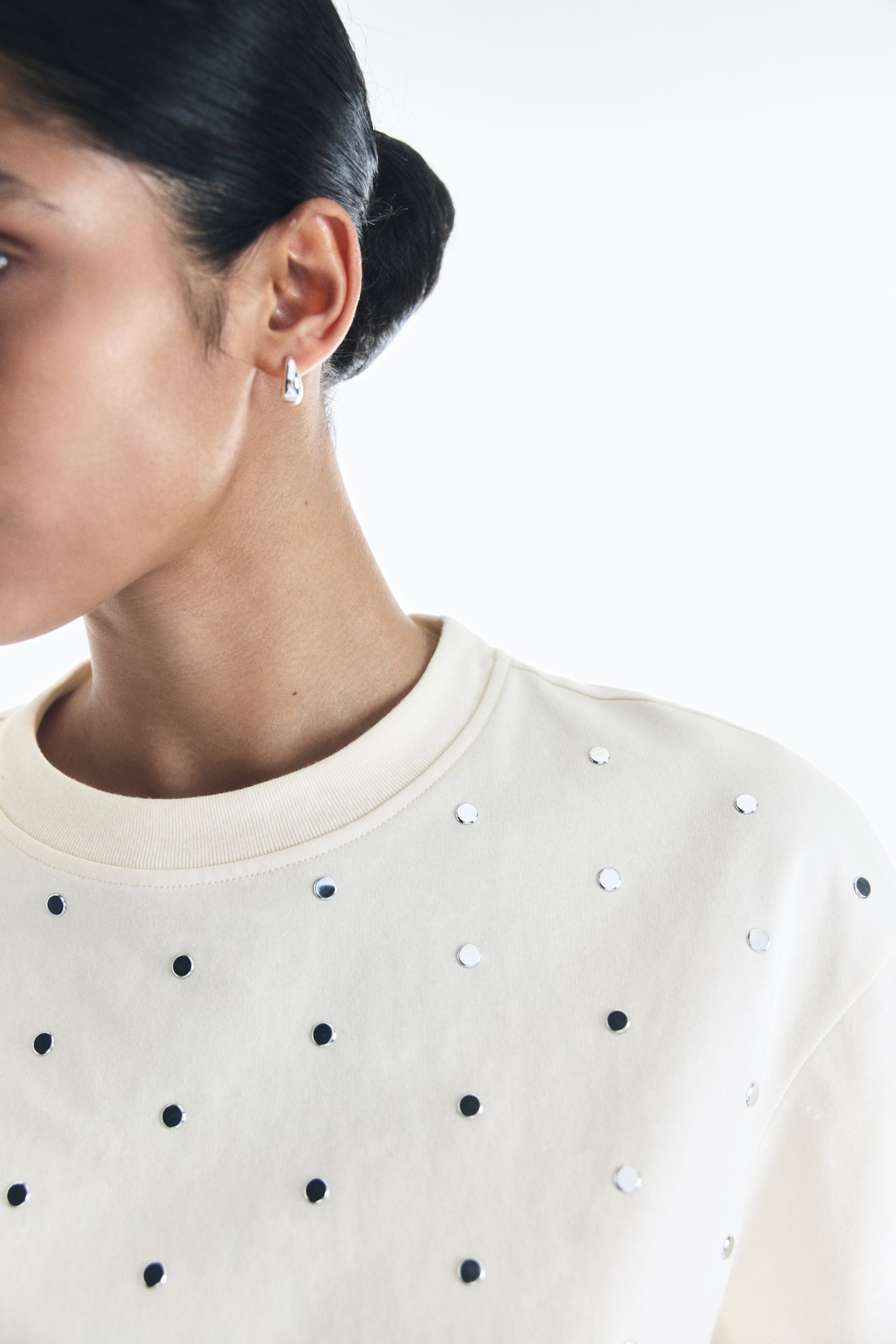 Design Detail Tee - Cream/Brown/Black - 3