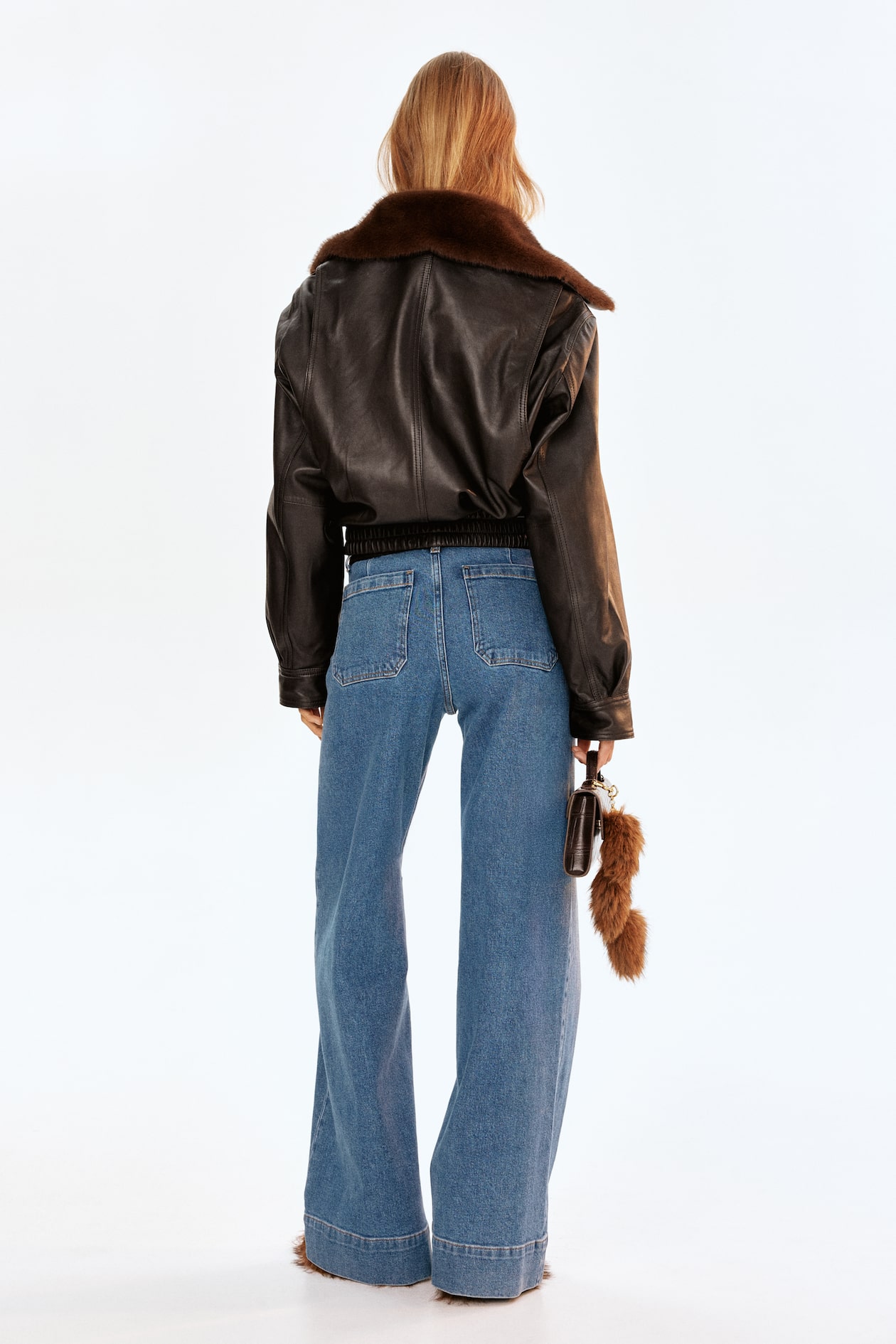 Wide High Jeans - image 3
