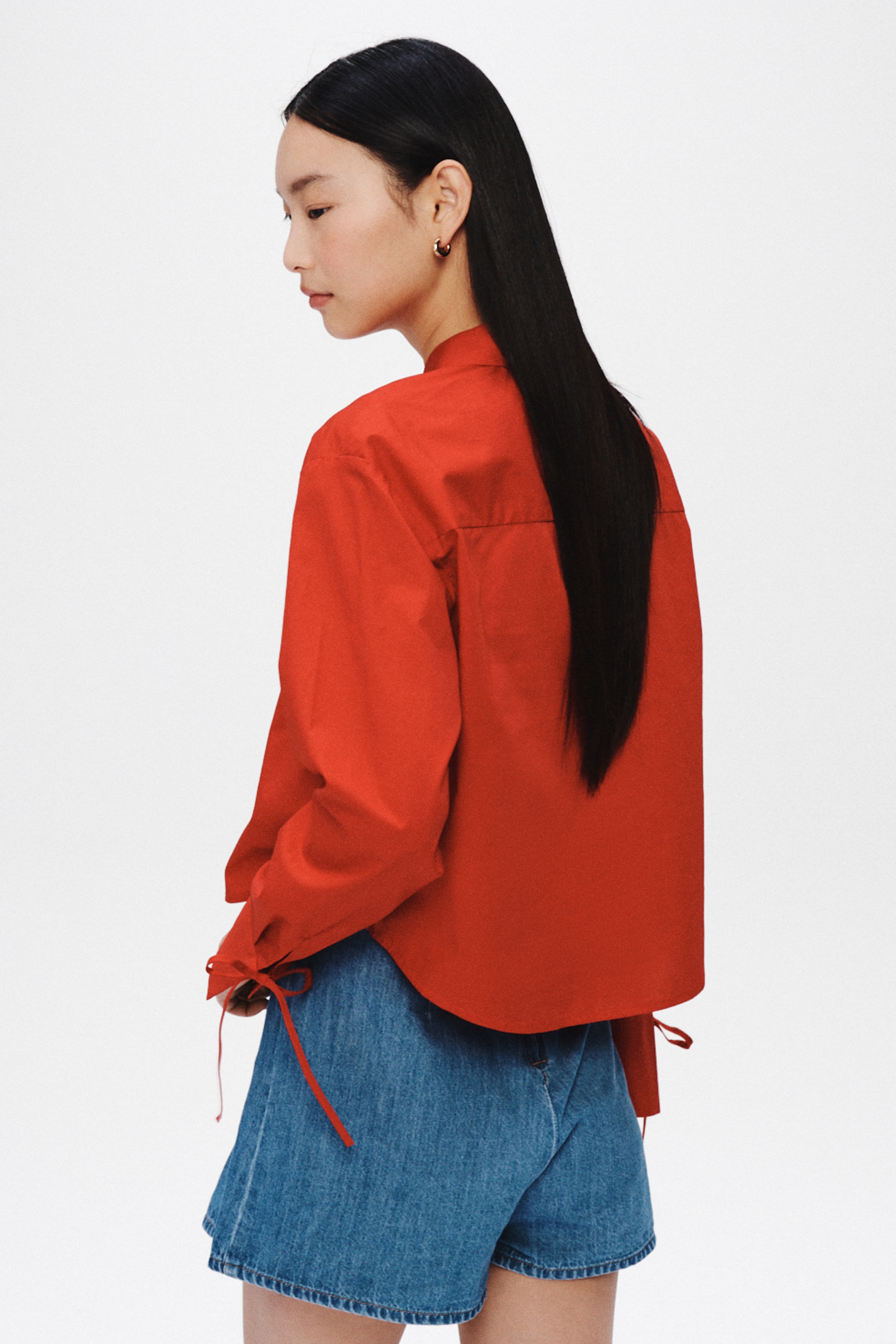 タイフロント ポプリンシャツ - レッド - レディース | H&M JP