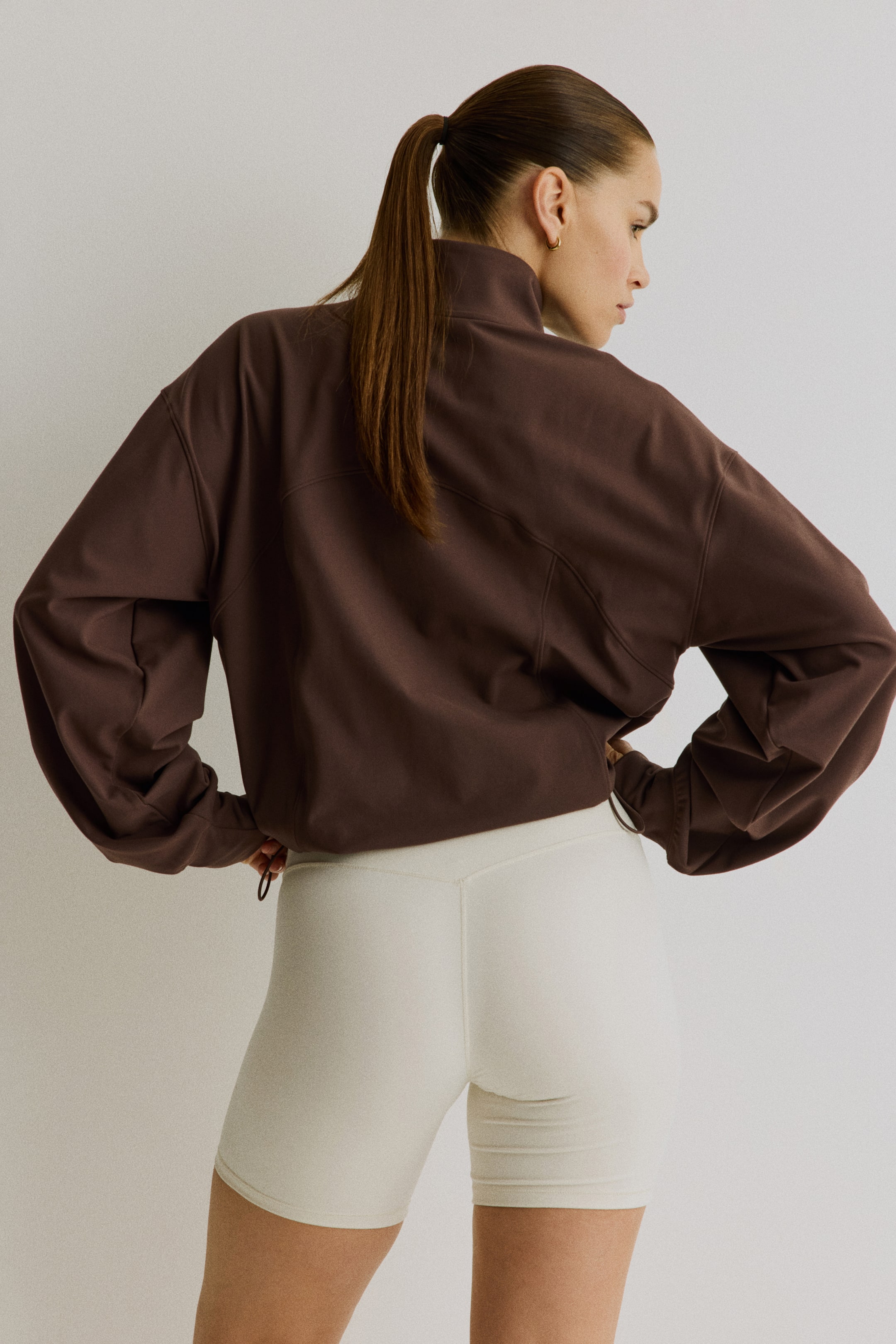 Женские куртки H&M Sports Track Jacket with SoftMove™ — фото 5