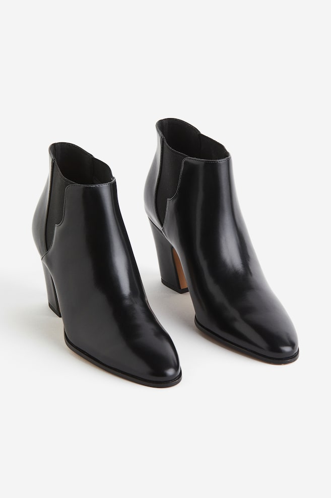 Heeled boots - Black - 4