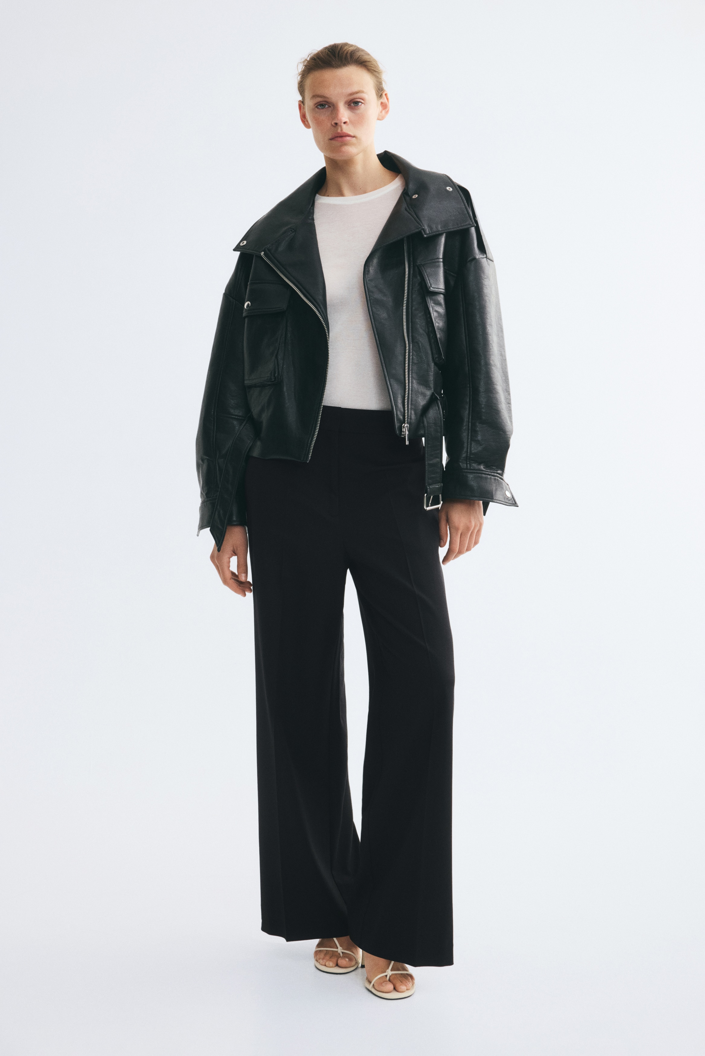 Pantalon chic à jambes largesModèle