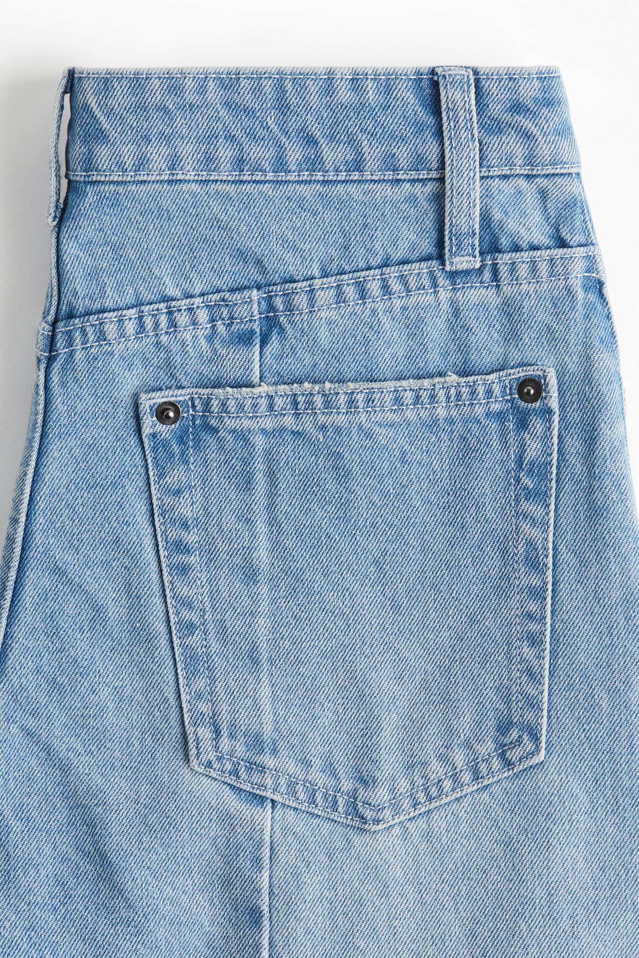 Seam-Detail Jeans - image 4