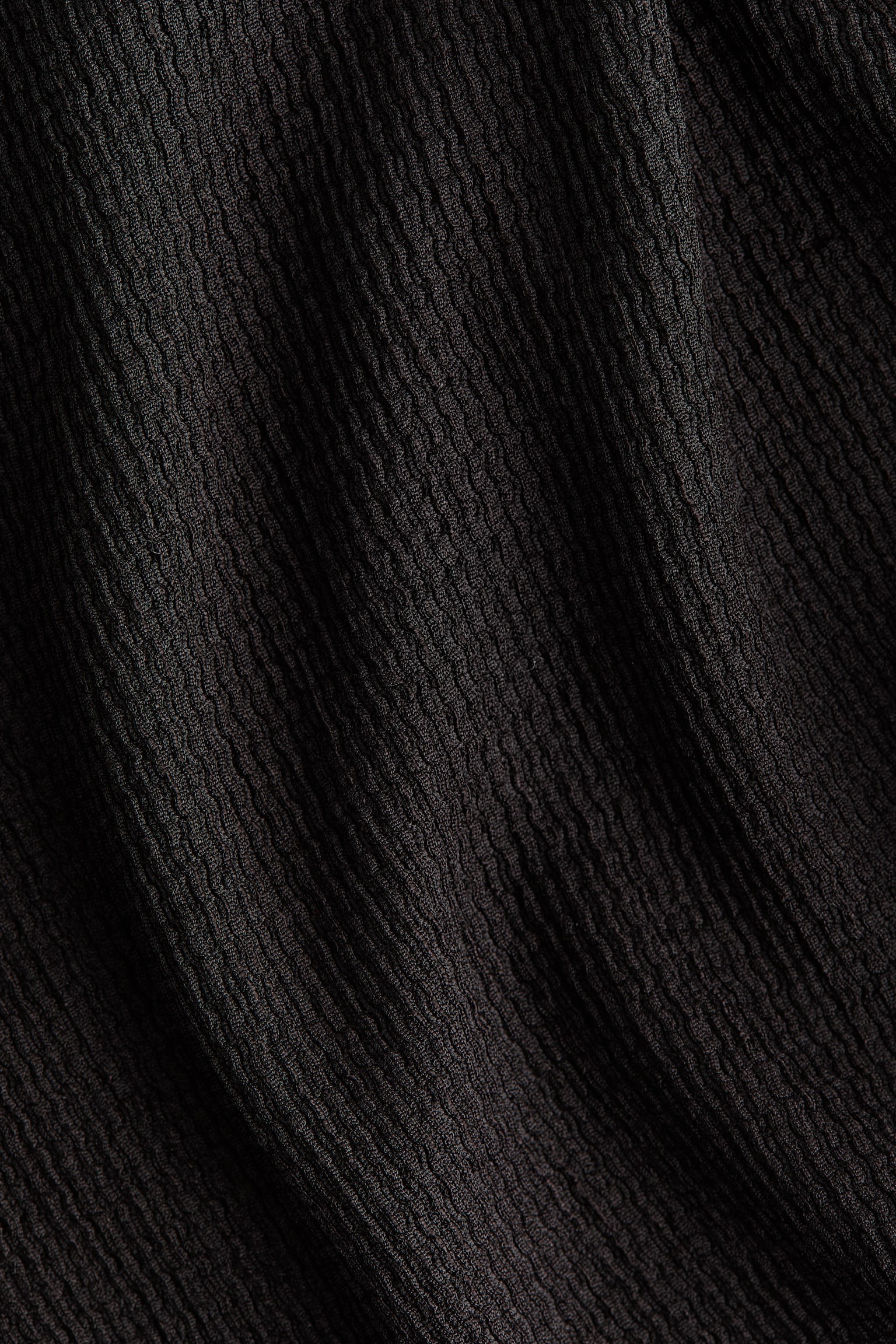 Lace-trimmed halterneck top - Black/Cream - 3