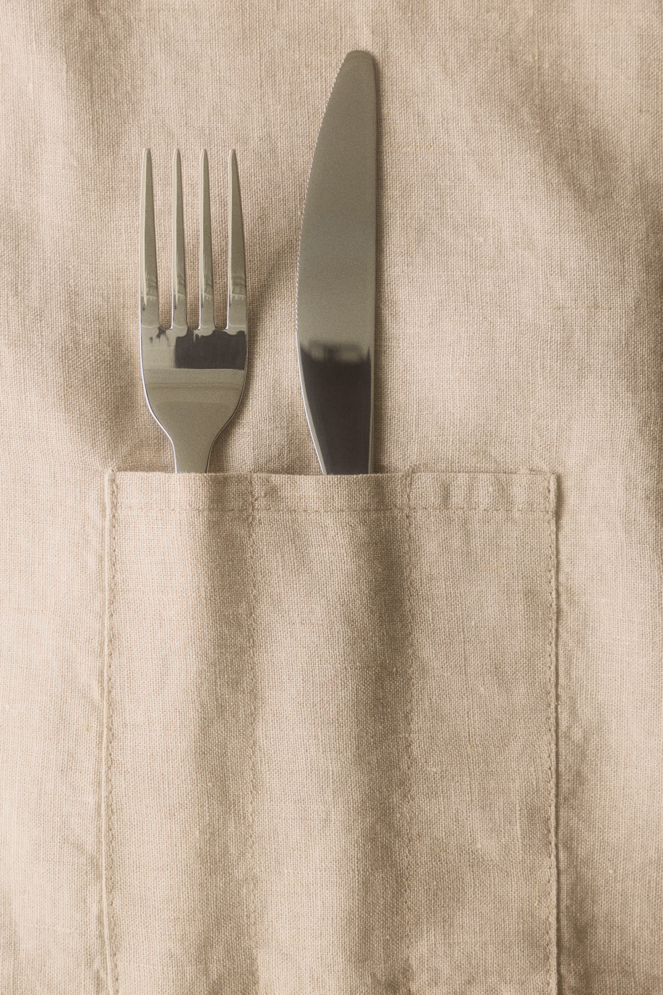 Größeres Bild ansehen: 4er-Pack Bestecktaschen aus Leinen - Beige - Home All | H&M DE 1