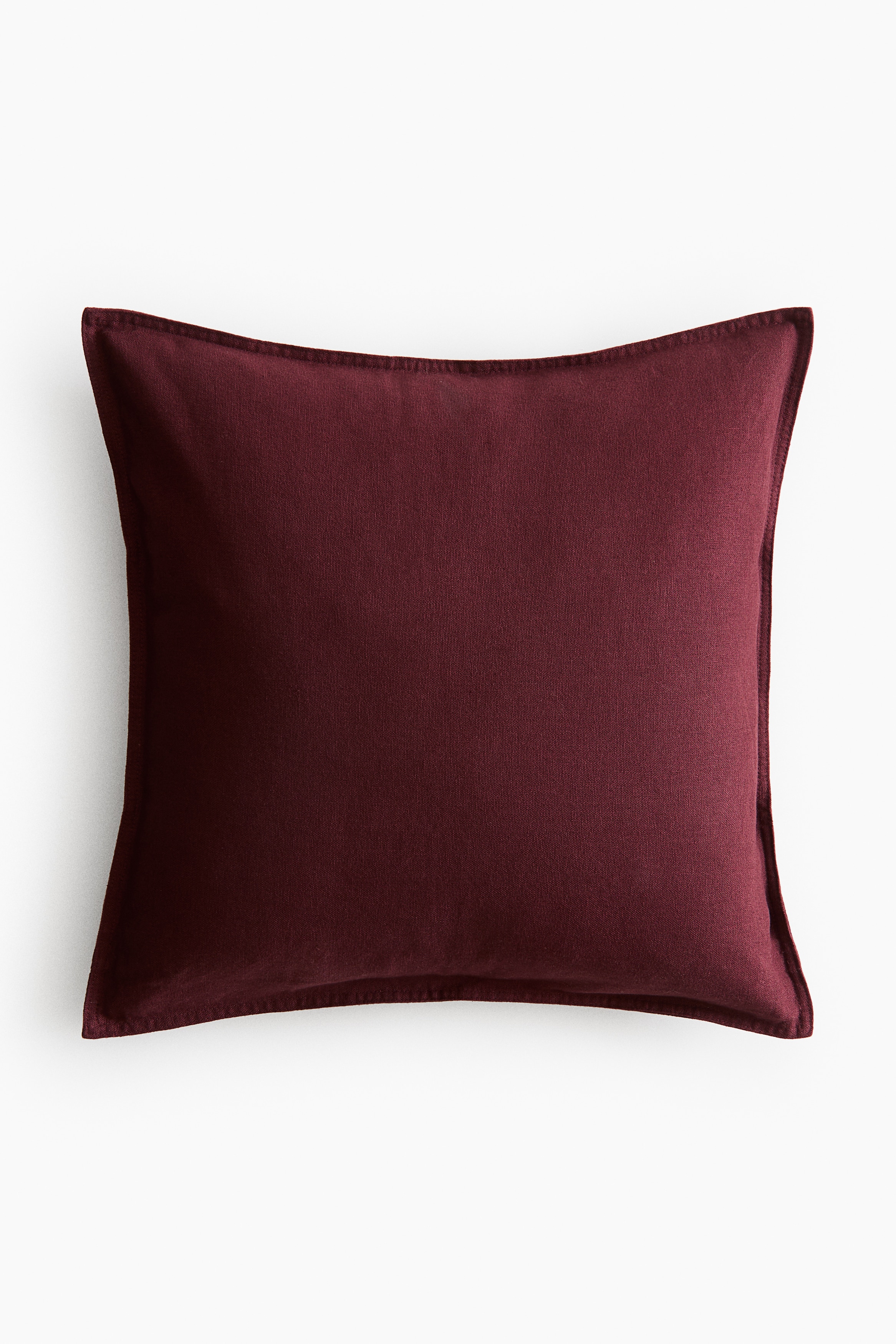 Linen-blend cushion coverModel