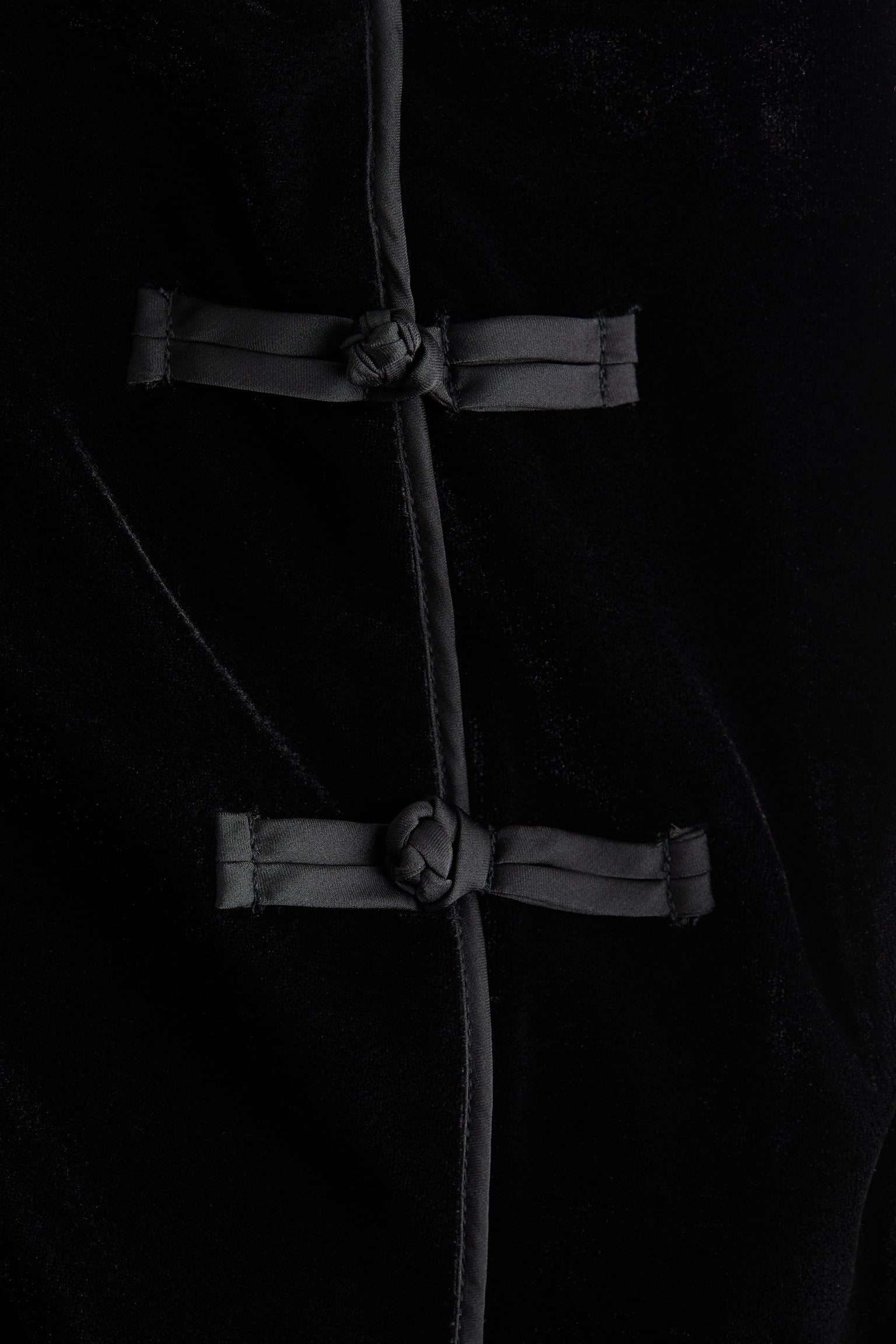 Женская юбка H&M Knot-Button Velour, цвет: Чёрный — фото 2