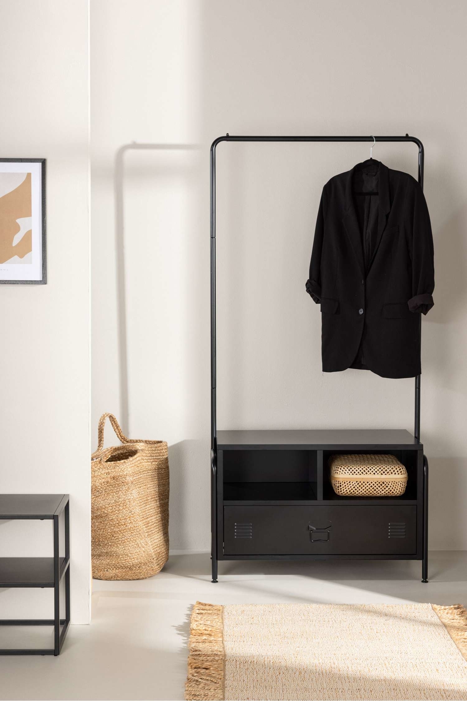 Quito Hanger - Steel, Black