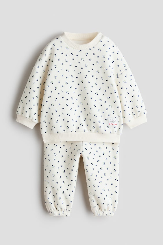 Детские топы H&M 2-Piece Printed Sweatshirt and Joggers Set