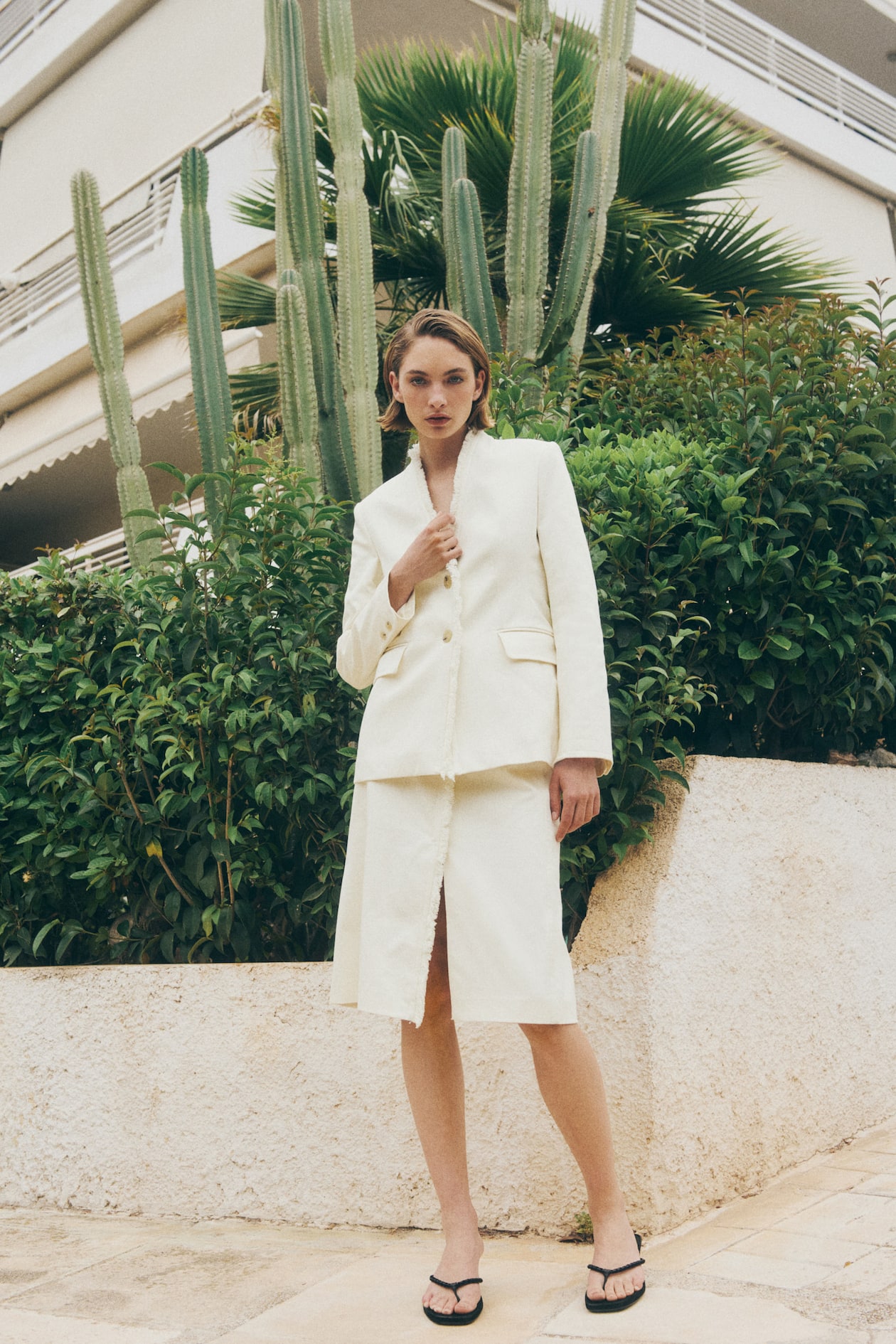 Frayed-Edge Blazer - image 4