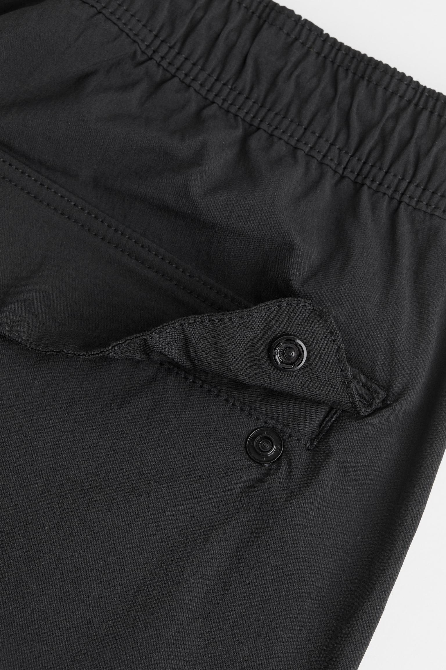 Skinny Fit Nylon cargo joggers - Black - 2