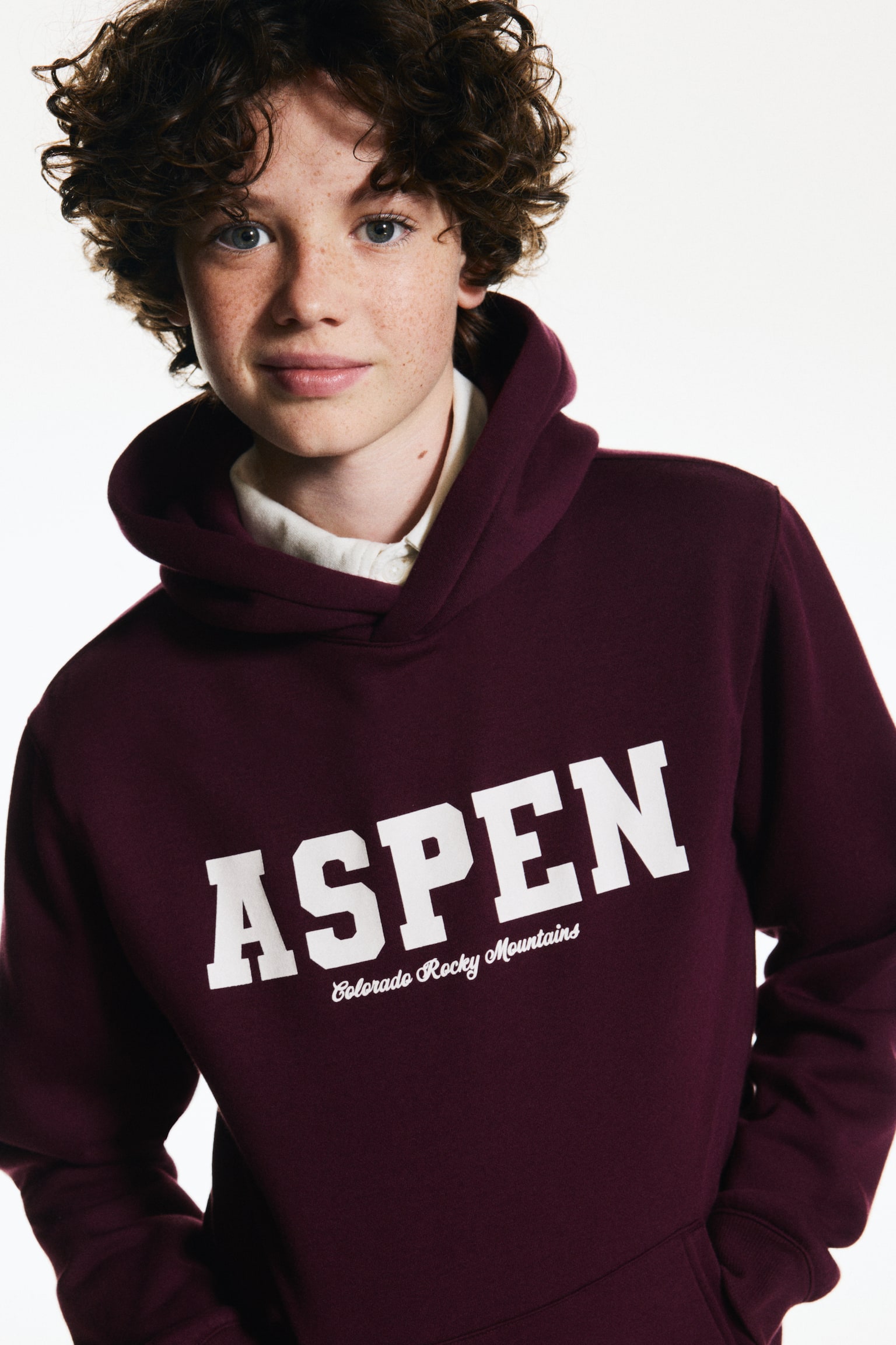 Hoodie - Dark red/Aspen/Grey marl/Cars/Dark green/New York/Khaki green/Hardware/Red/Basketball player/Dark brown/Skater/Cream/Everyday/White/Marbled/Black/E-Zone/Dark grey/Tie-dye/Light grey/Navy blue/Tie-dye - 3