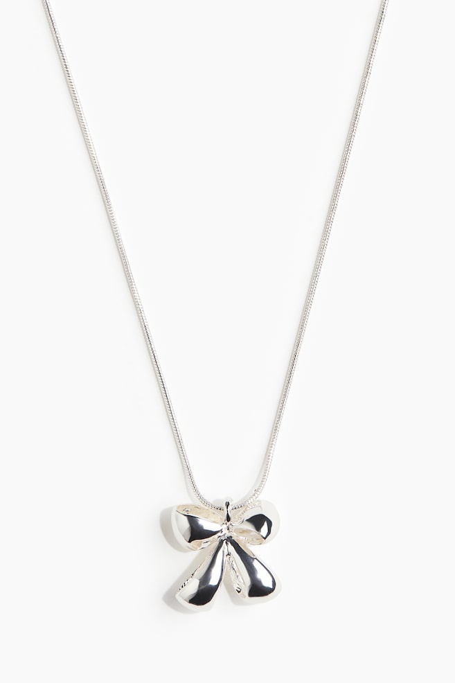 Bow-Pendant Necklace - Silver-colored - 1