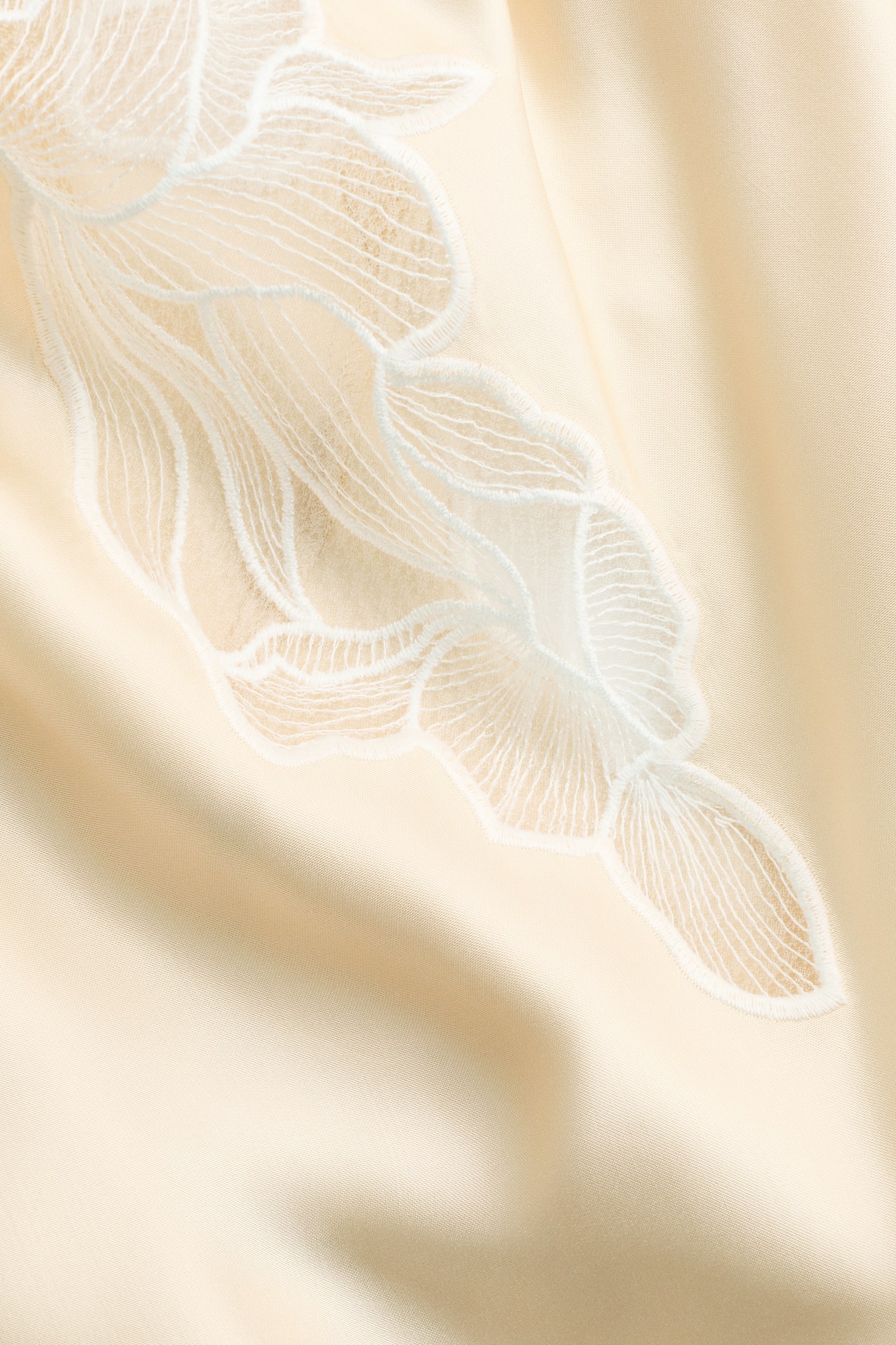 Lace-detail satin dress with scarf - Pale yellow - 5