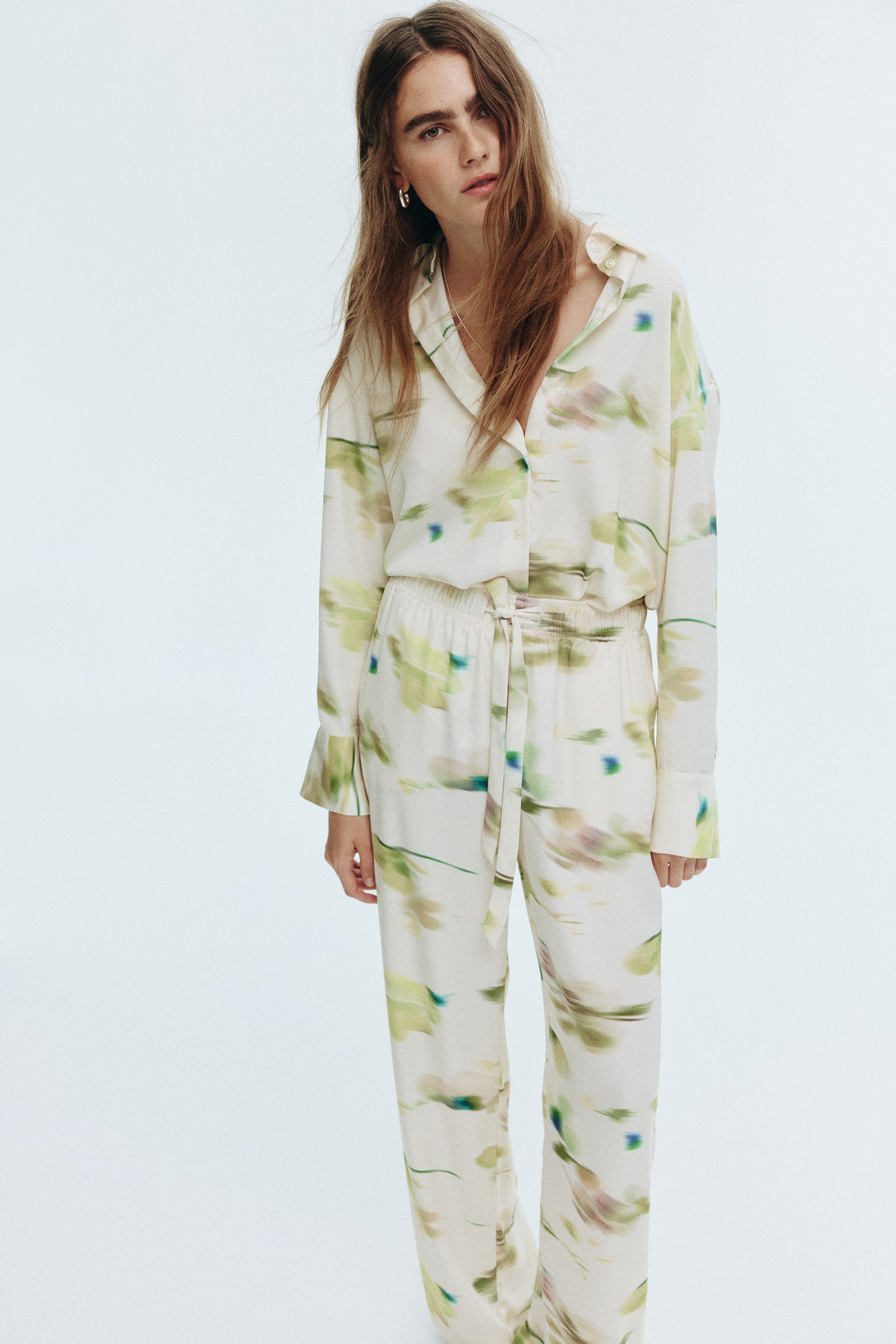Wide trousers