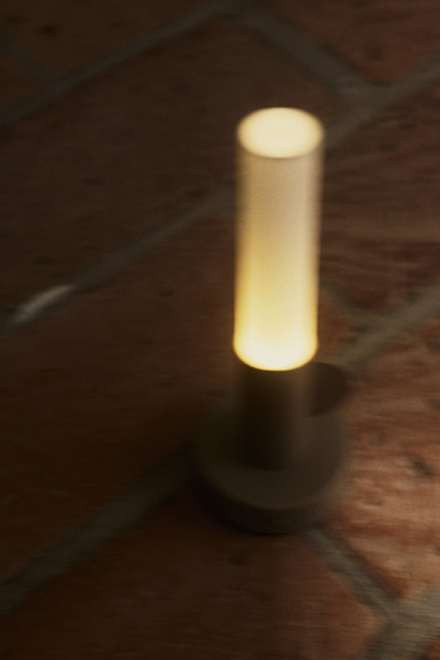 Oppladbar bordlampe med stearinlyslook - Beige/Olivengrønn/Sort - 1