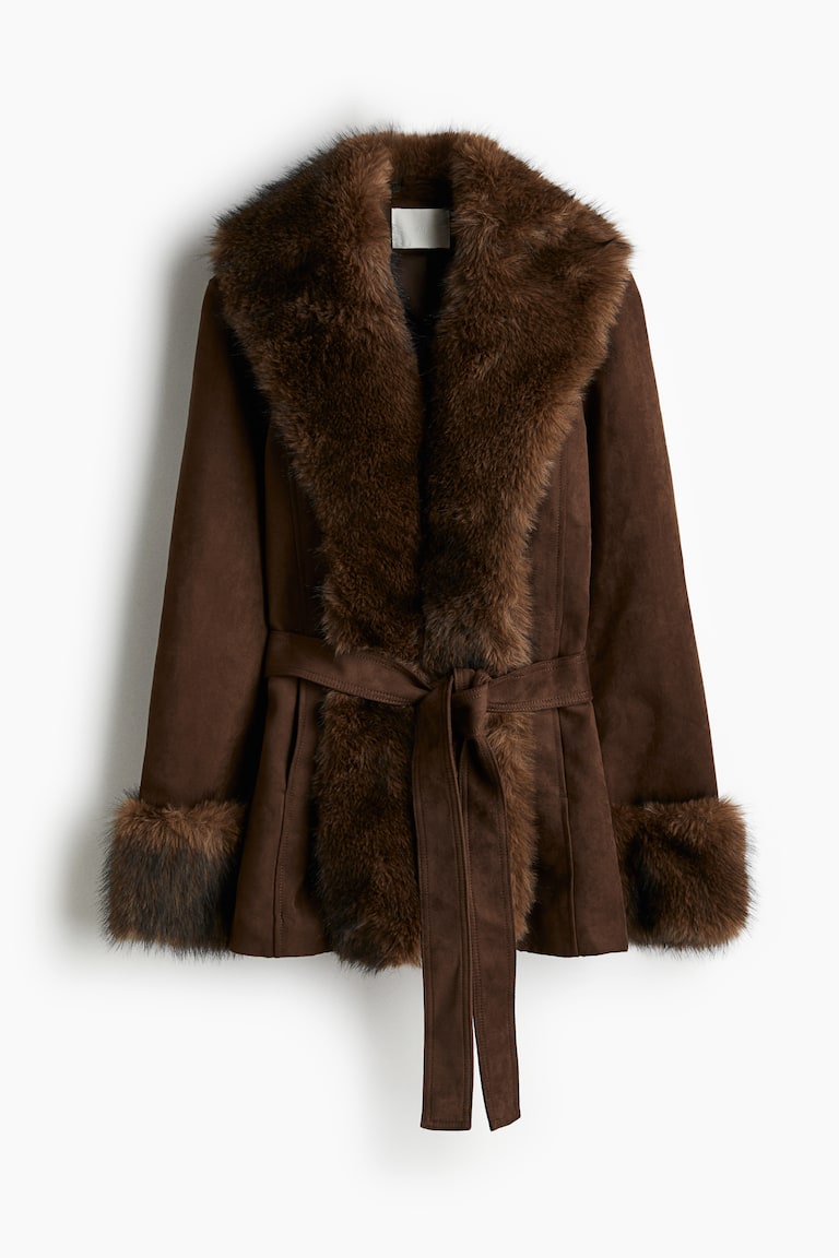 Manteau avec ceinture à nouer