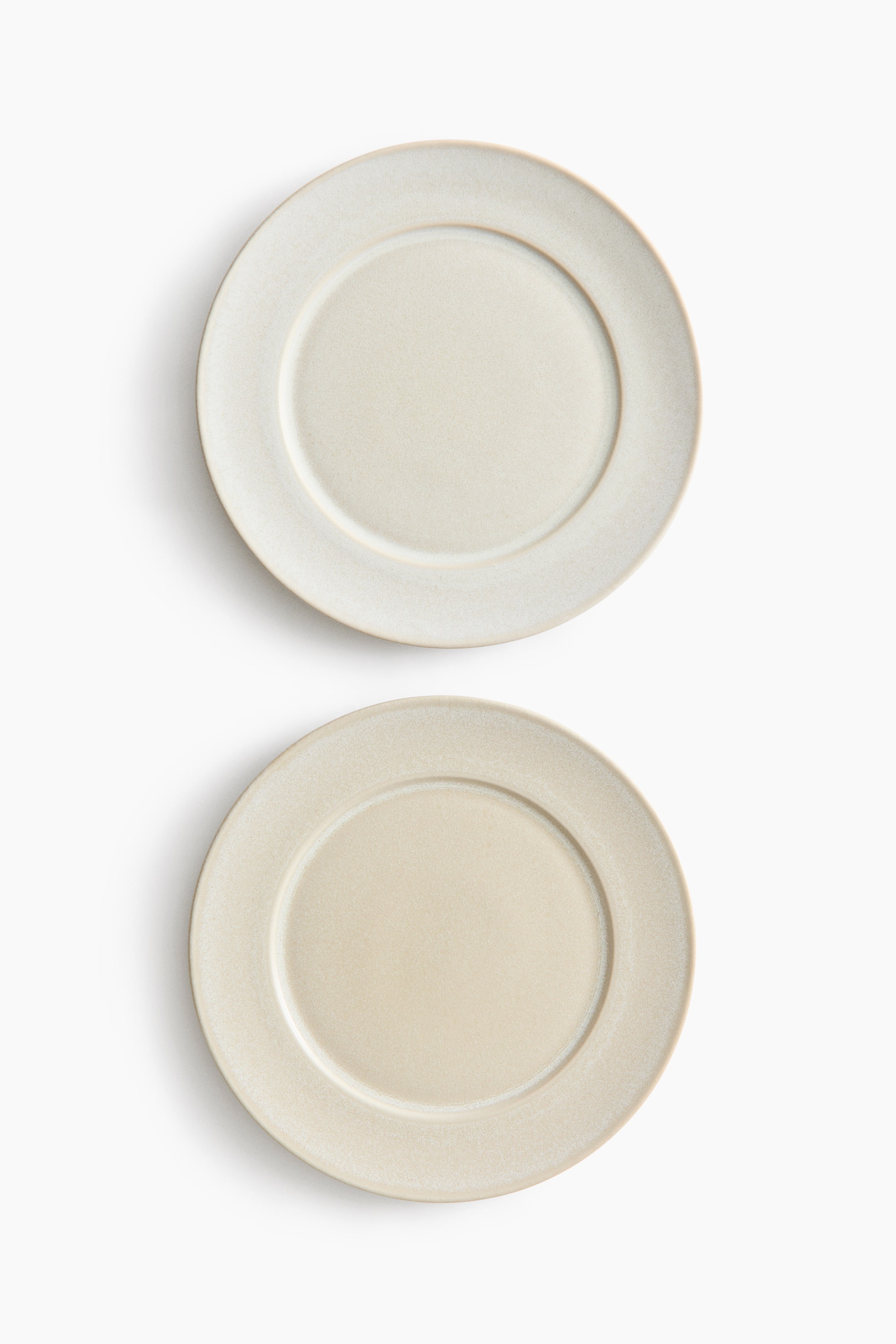 View larger image: 2-pack dinner plates in stoneware - Light beige - Home All | H&M 1