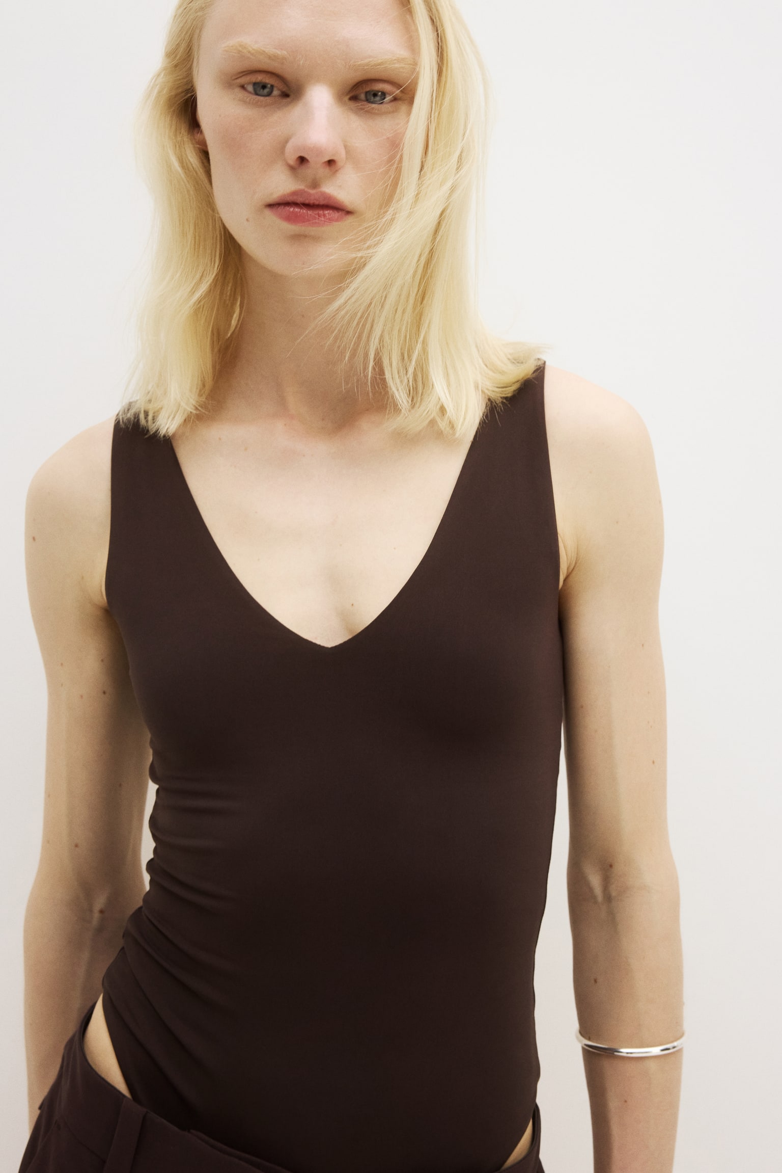 Sculpting Sleeveless thong body - Dark brown/Black - 1