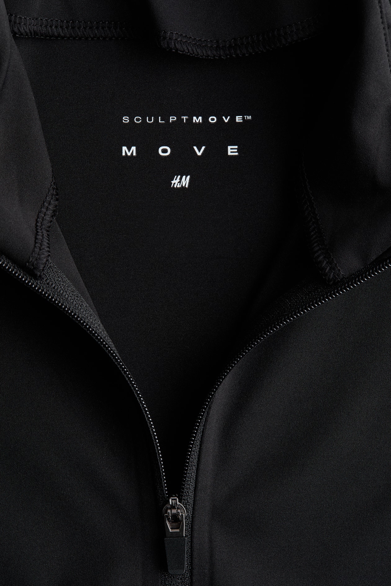 Short-sleeved jacket with SculptMove - image 4