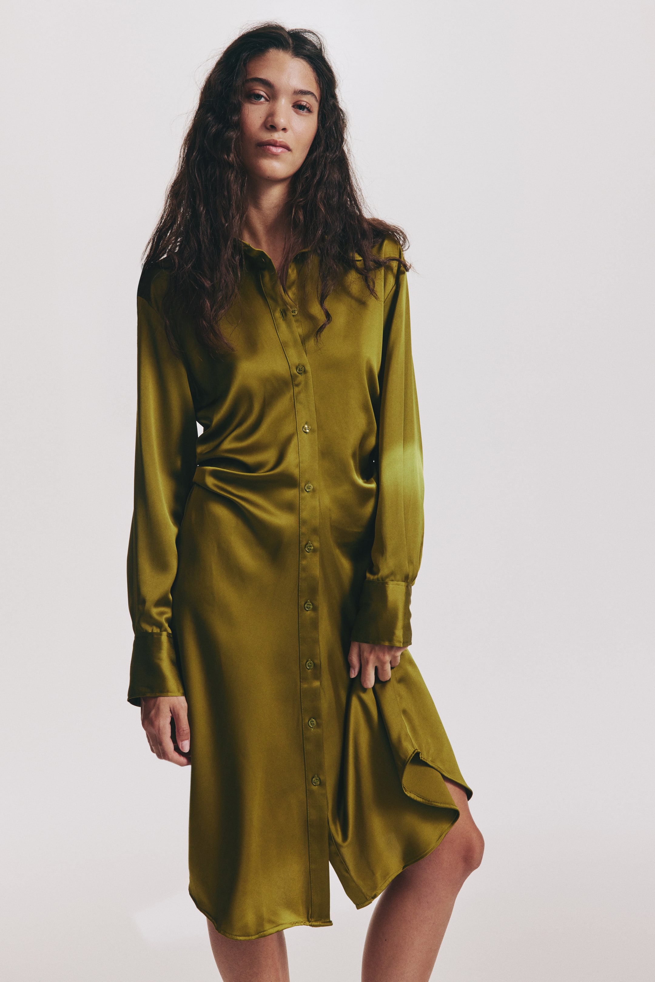 View larger image: Satin shirt dress - Golden olive - Ladies | H&M HK 1