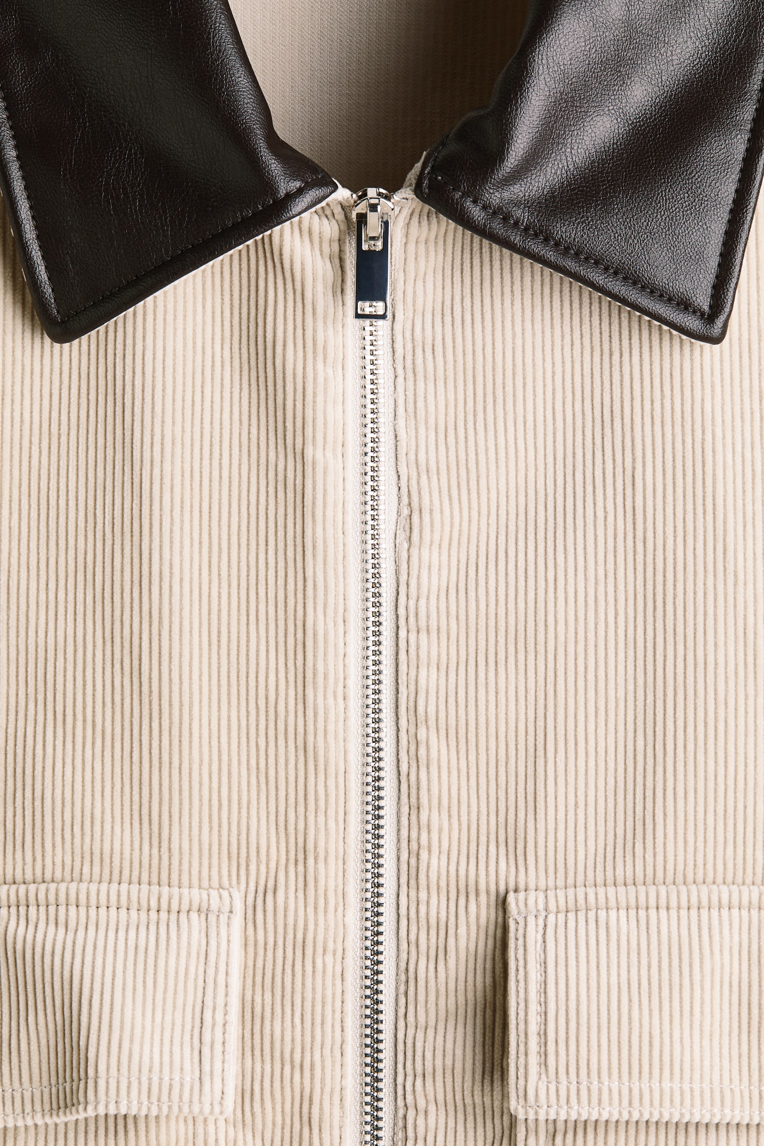 Мужская рубашка H&M Corduroy Workwear Overshirt, цвет: Светлый бежевый — фото 7