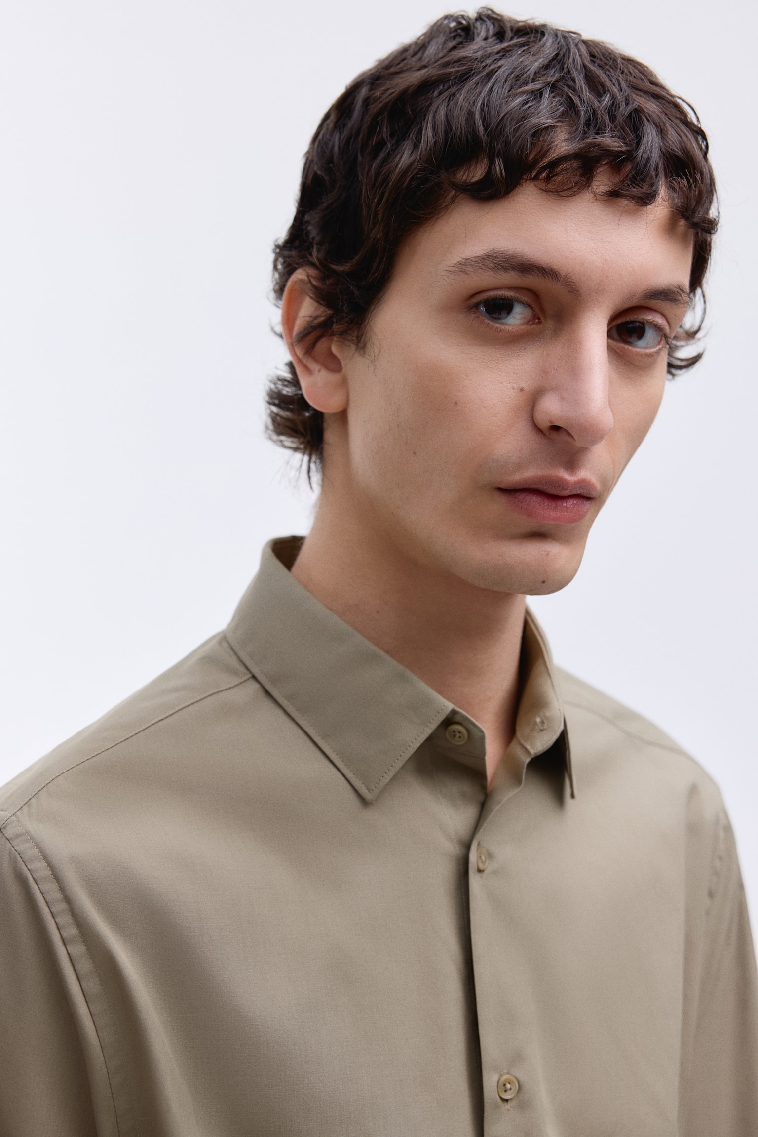 Slim Fit Easy-iron shirt - Khaki green/Light pink/Striped/Light blue/Striped/White/Black/Light blue/Light blue/Striped - 3