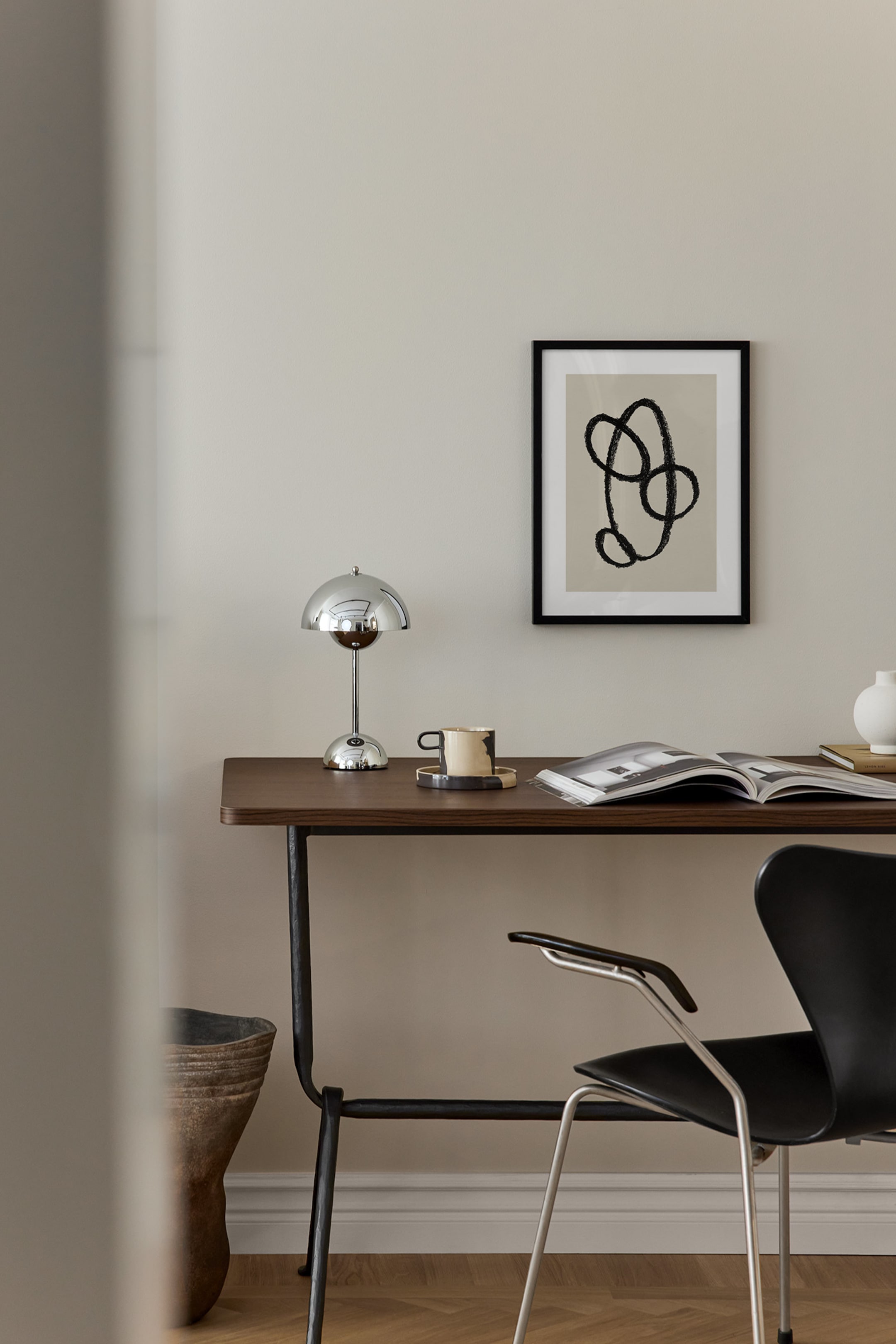 Se større billede: Charcoal Figure No.3 Plakat - Beige/sort - Postery - Home All | H&M DK 1